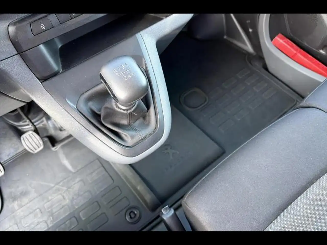 Peugeot Expert 2.0 HDI MANUEEL LENGTE 3, миниатюра 12