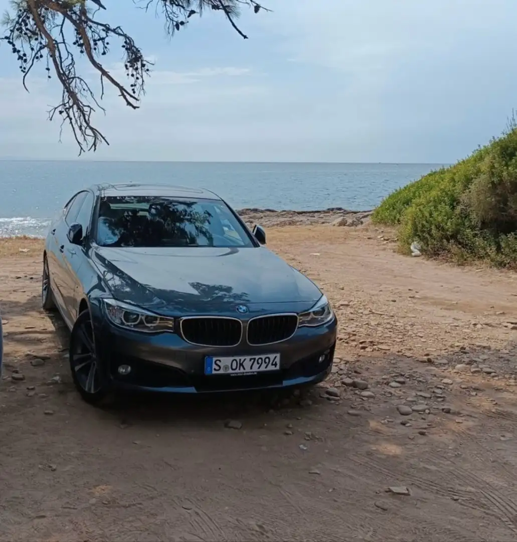 BMW 320 320d xDrive GT Sport Line Šedá - 1