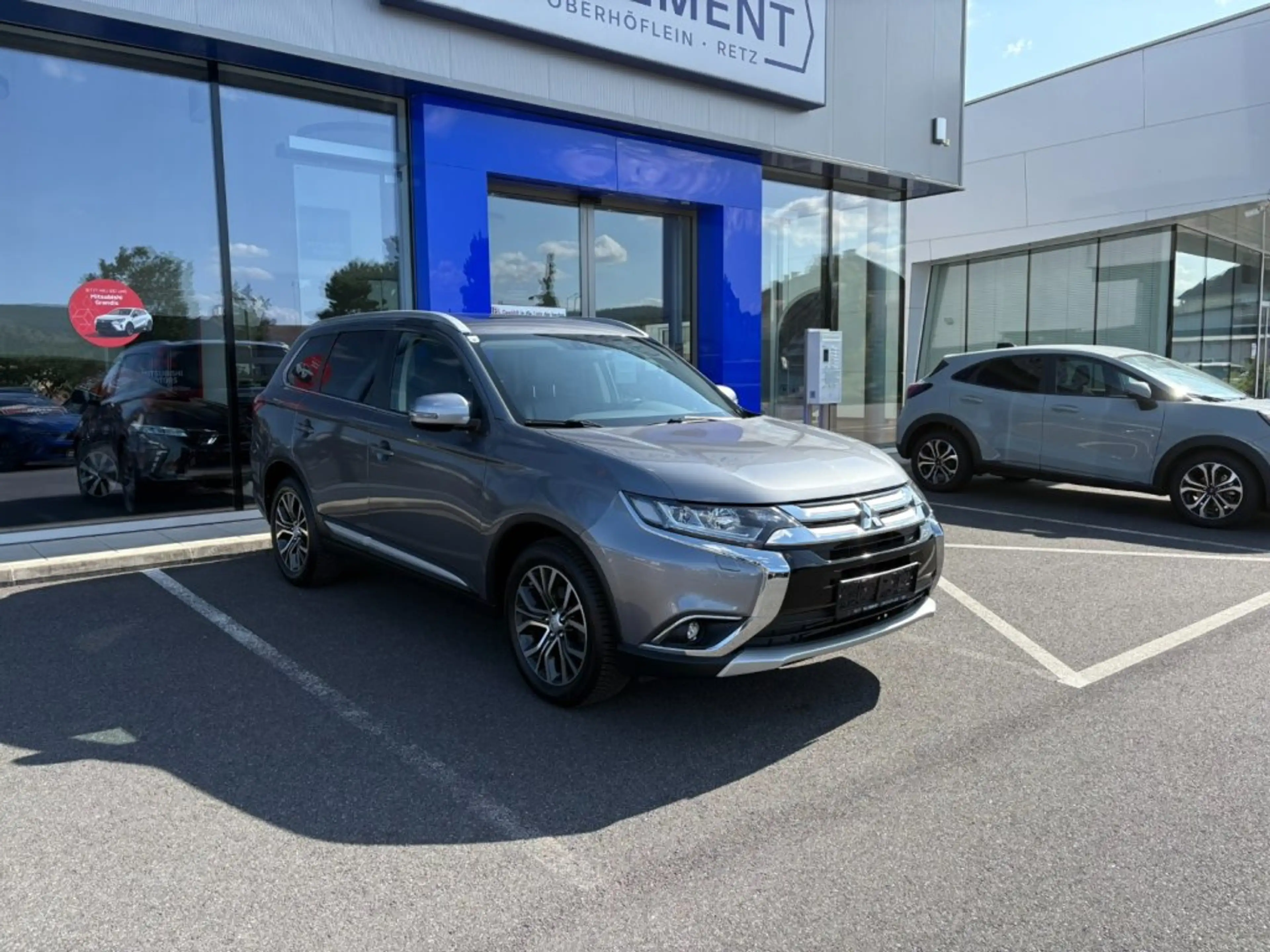 Mitsubishi Outlander Instyle 2,2 Diesel — photo 2