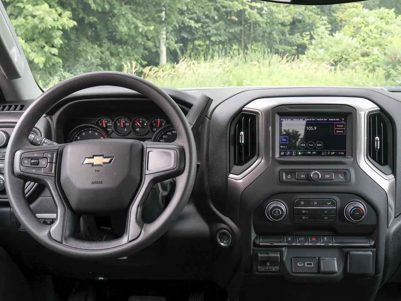 Chevrolet Silverado 2500 снимка Chevrolet Silverado 2500