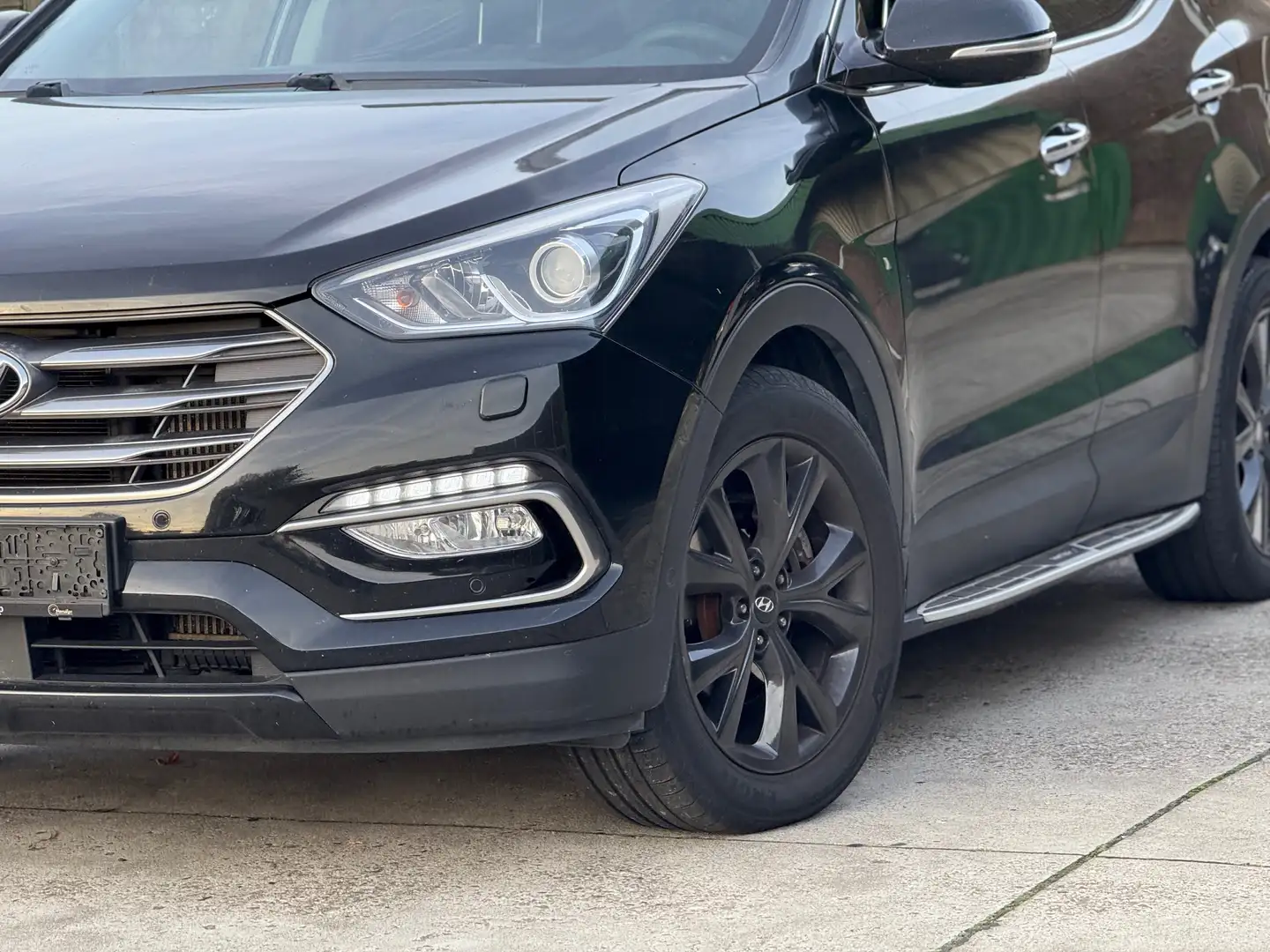 Hyundai SANTA FE 7pl 4WD Premium-Automatic-200pk-Full-4x4-Pano Zwart - 2