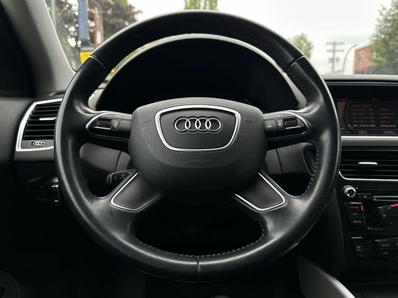 Audi Q5 снимка Audi Q5