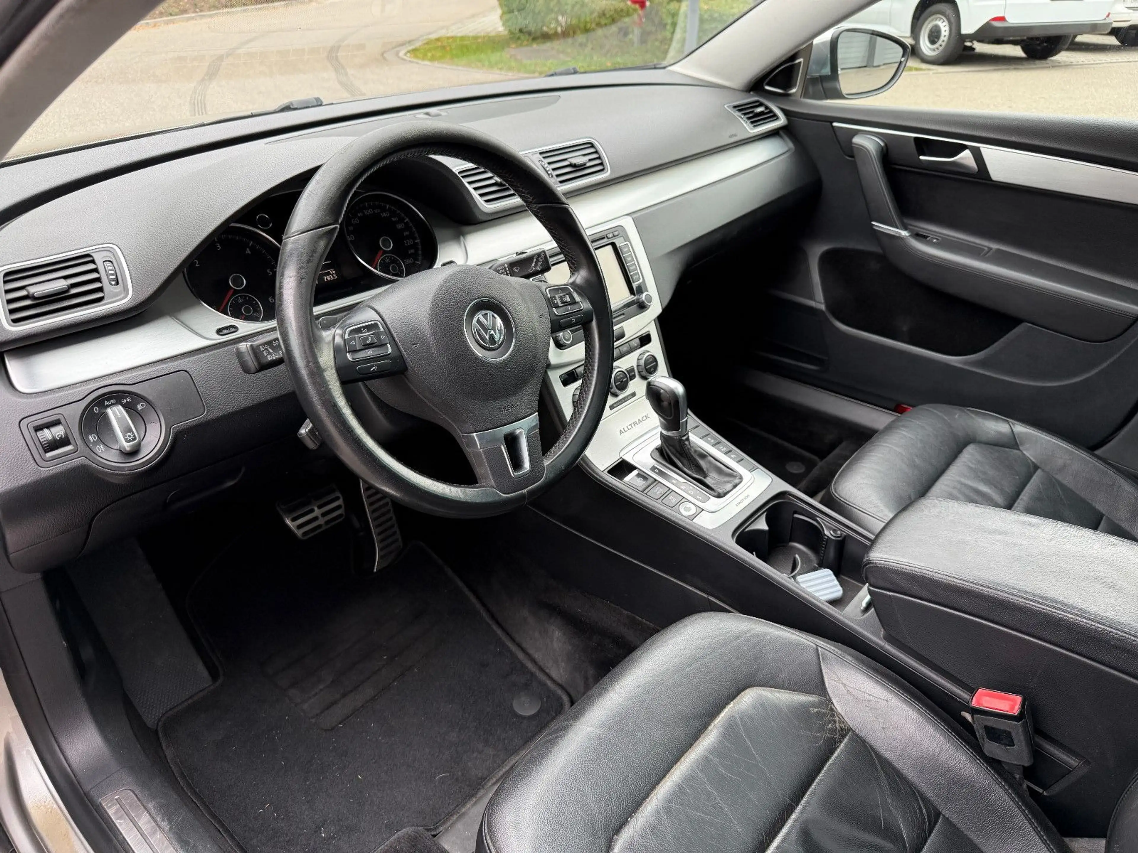 Volkswagen Passat Alltrack Variant 4Motion BMT*AHK* — photo 10