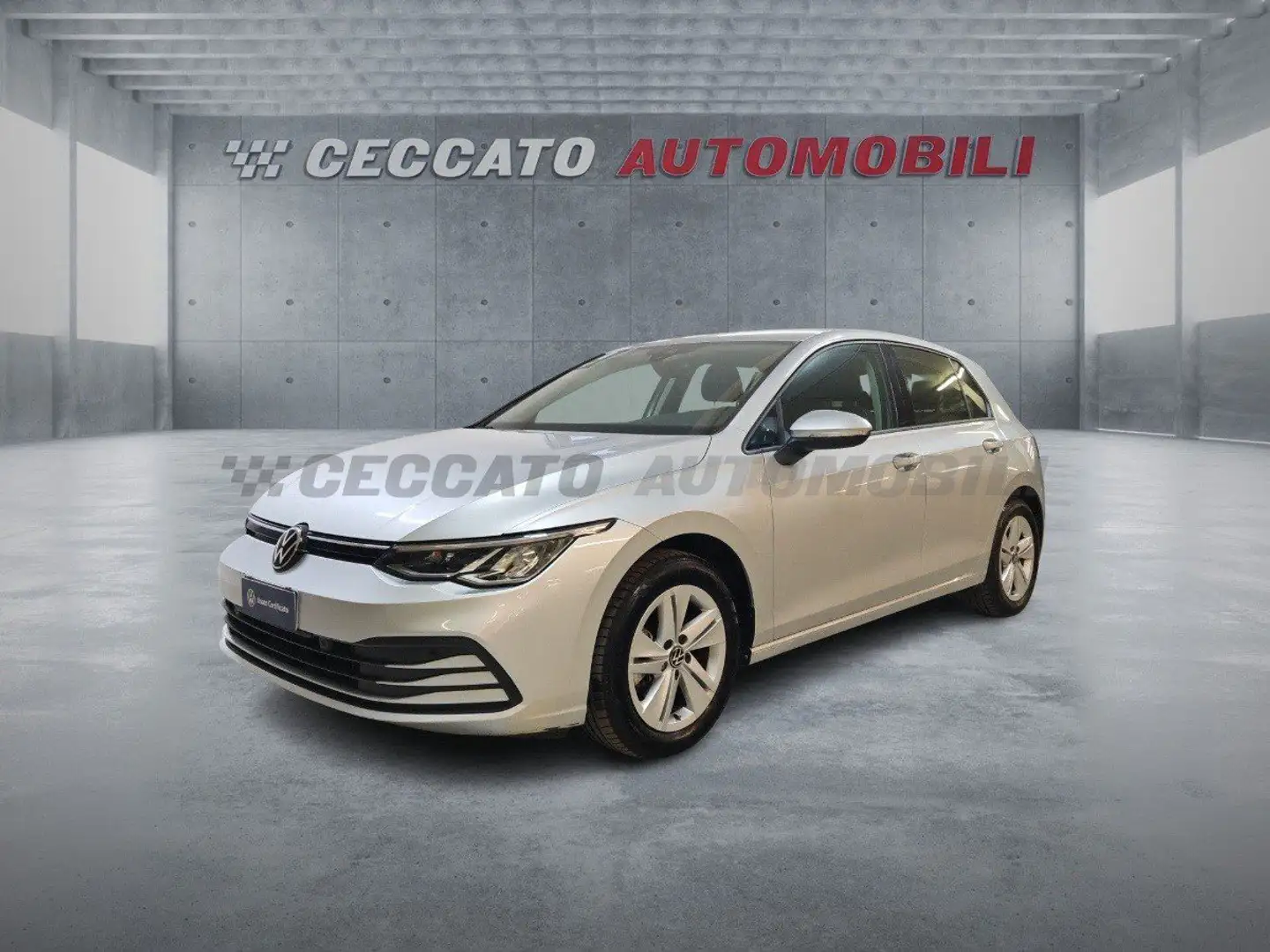 Volkswagen Golf VIII 2020 1.0 etsi evo Life 110cv dsg Argent - 1