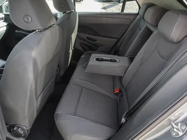Volkswagen T-Roc view 15