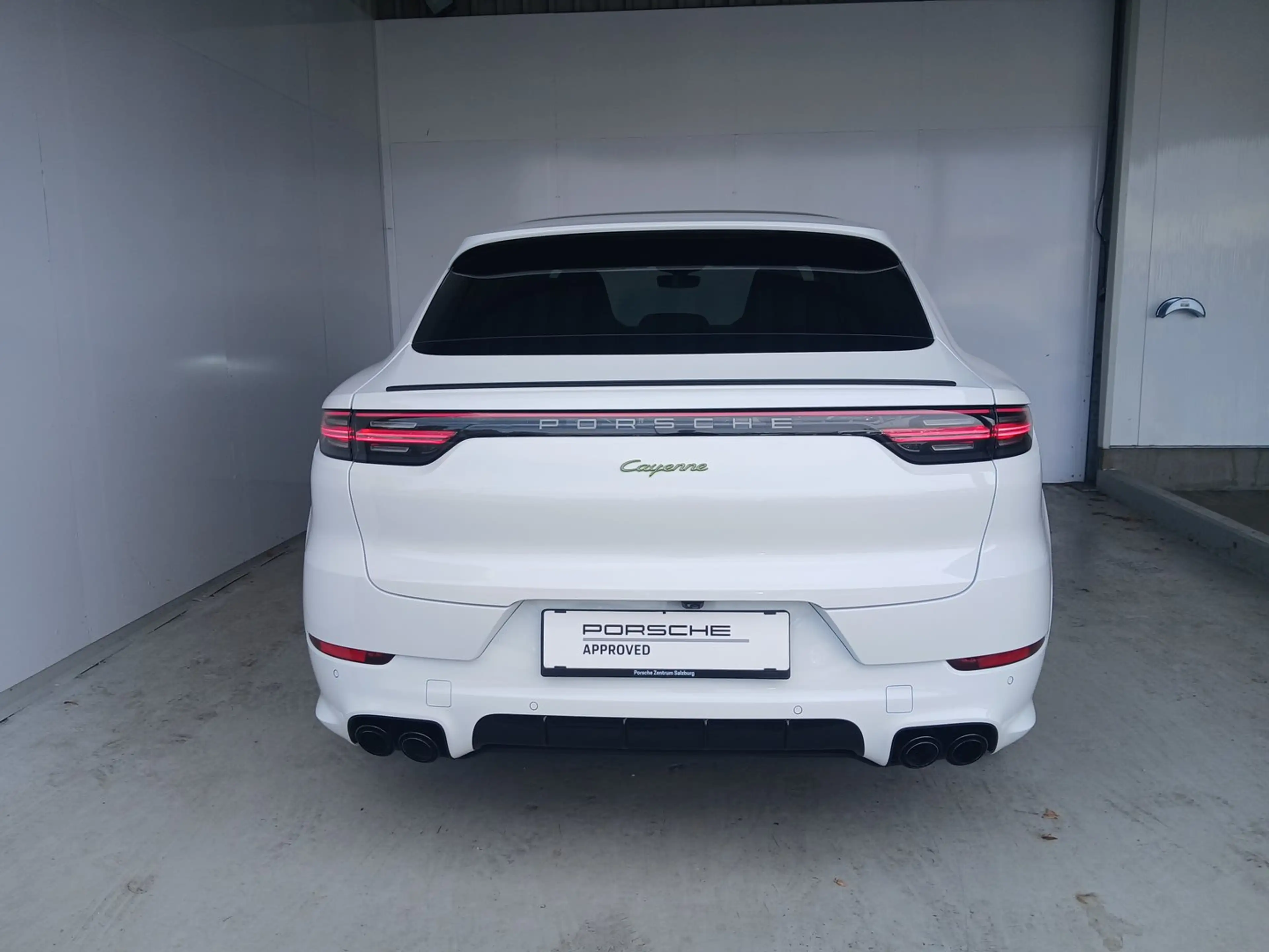 Porsche Cayenne E-Hybrid Coupé Platinum Edition — photo 8