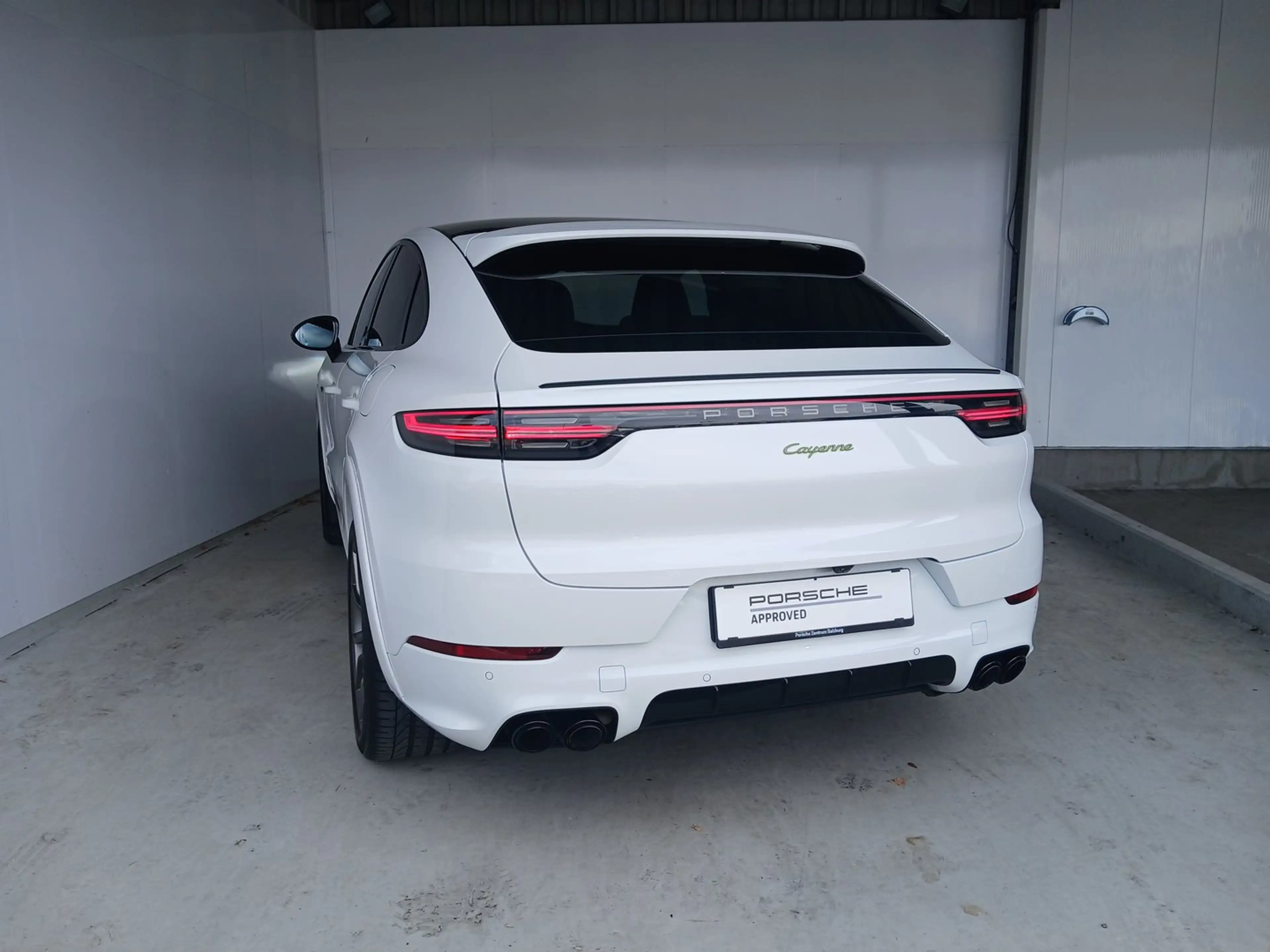 Porsche Cayenne E-Hybrid Coupé Platinum Edition — photo 6