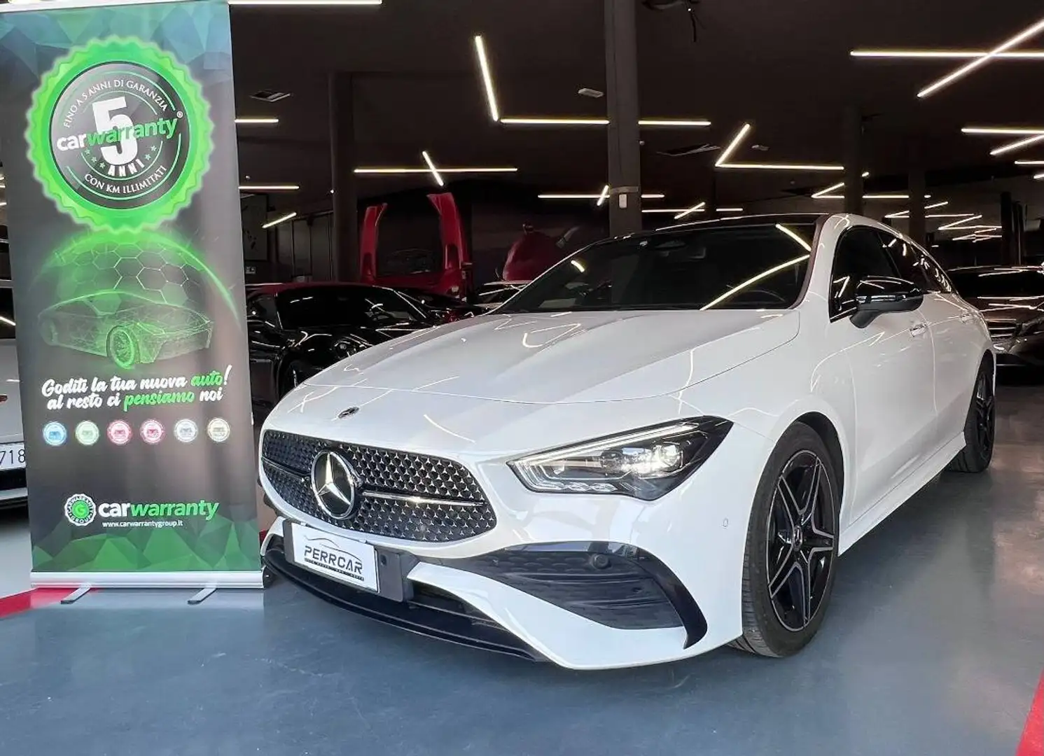 Mercedes-Benz CLA 220 220 d AMG Line Premium Plus auto Bianco - 1