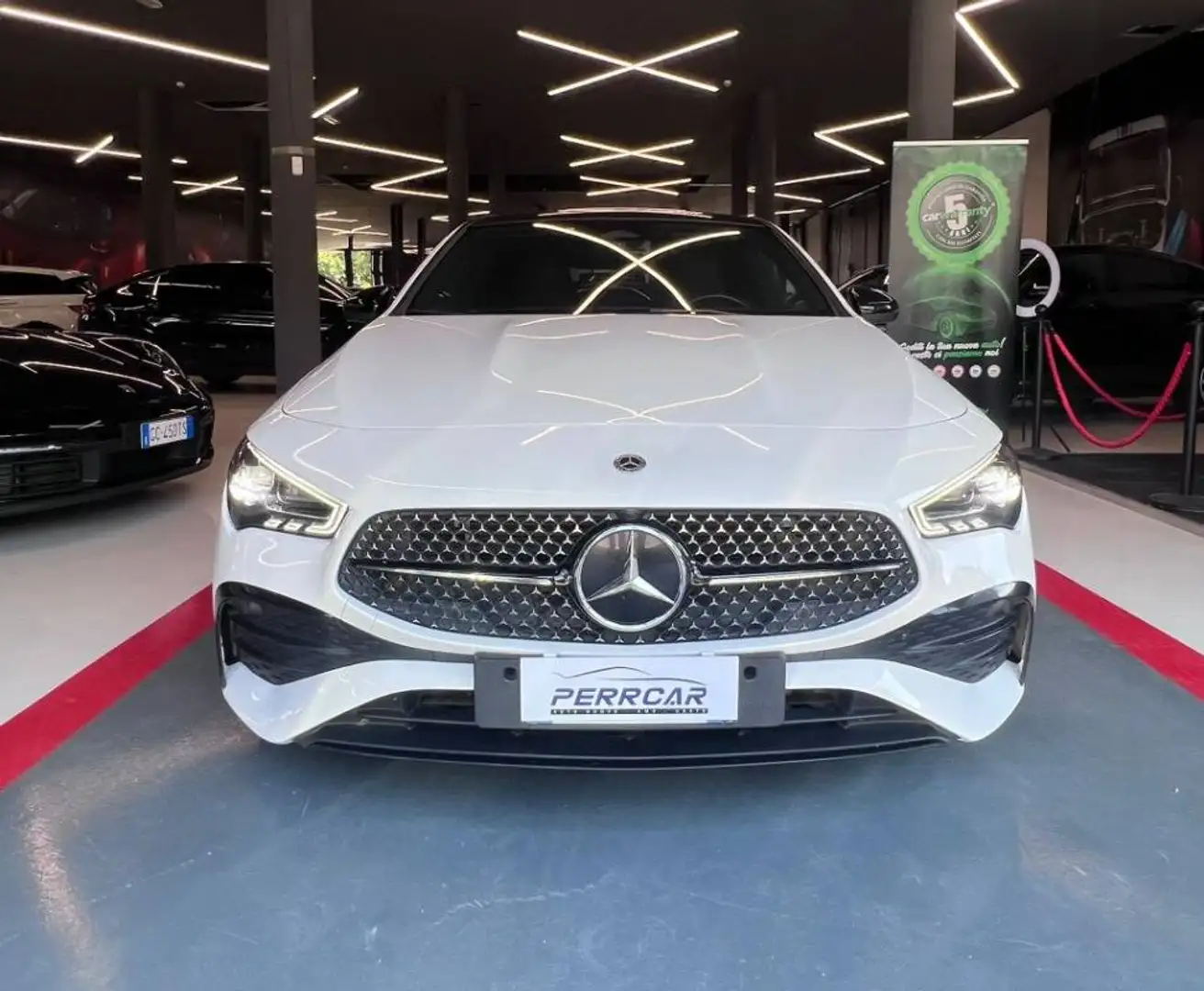 Mercedes-Benz CLA 220 220 d AMG Line Premium Plus auto Bianco - 2