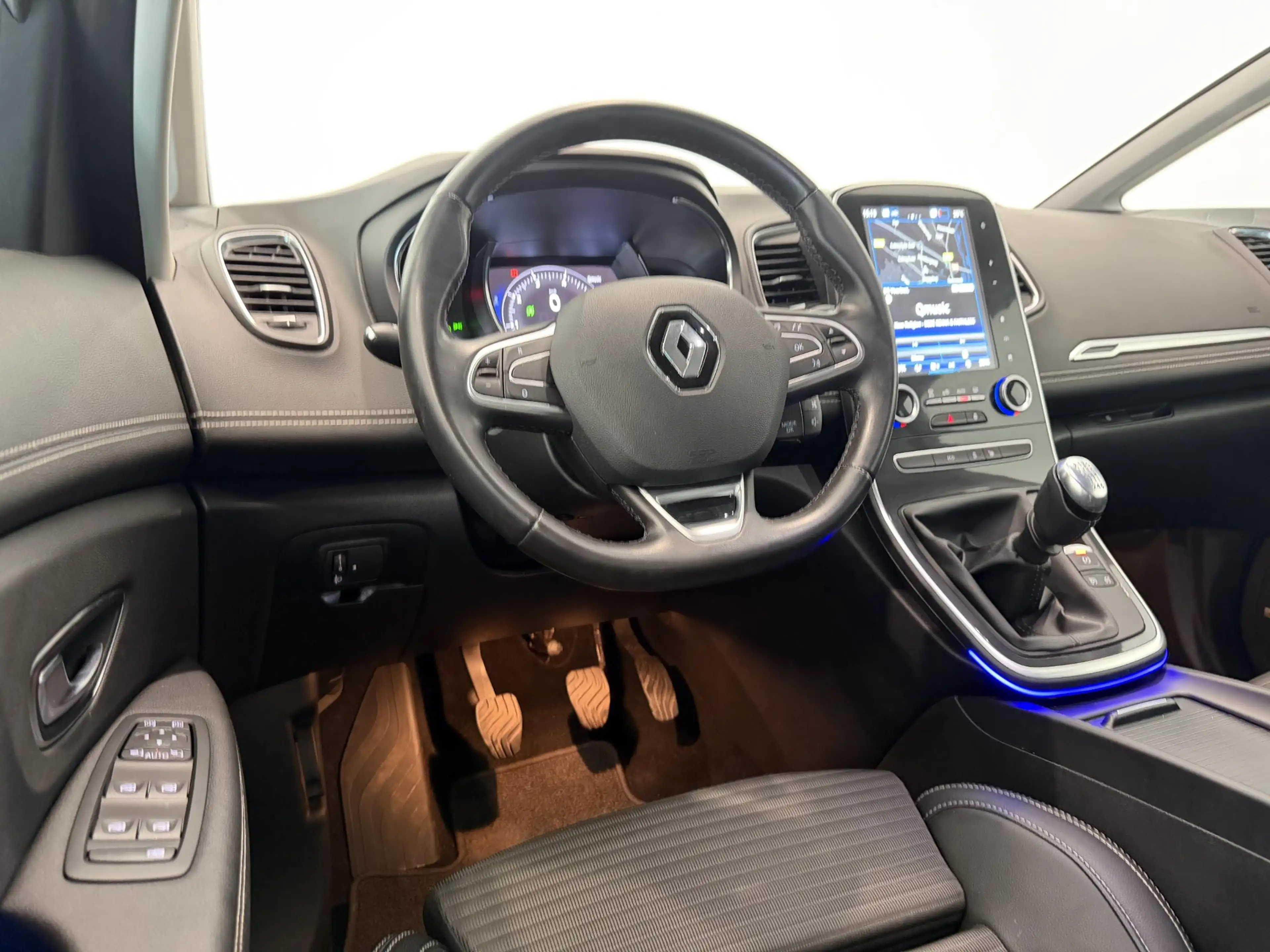 Renault Scenic 1.3 TCe Bose | Trekhaak | Easy Life Pack | Massage — photo 24