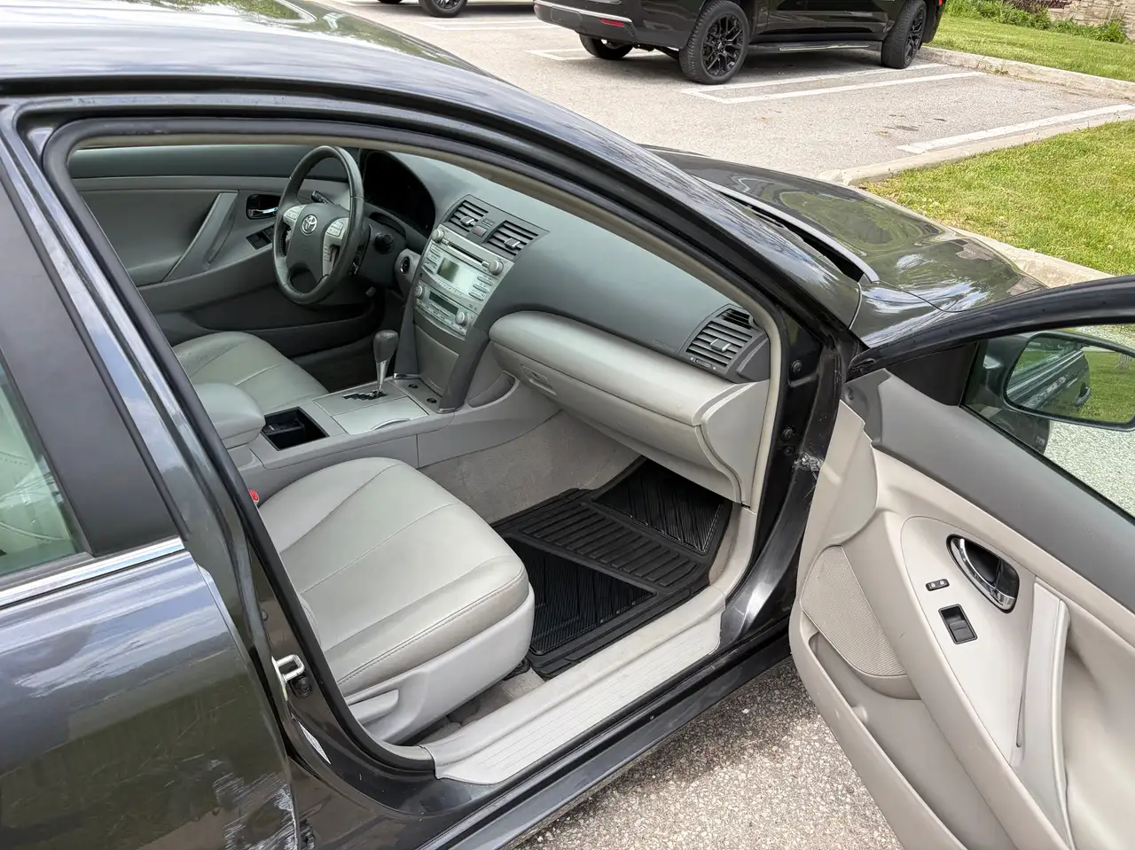 Toyota Camry снимка Toyota Camry