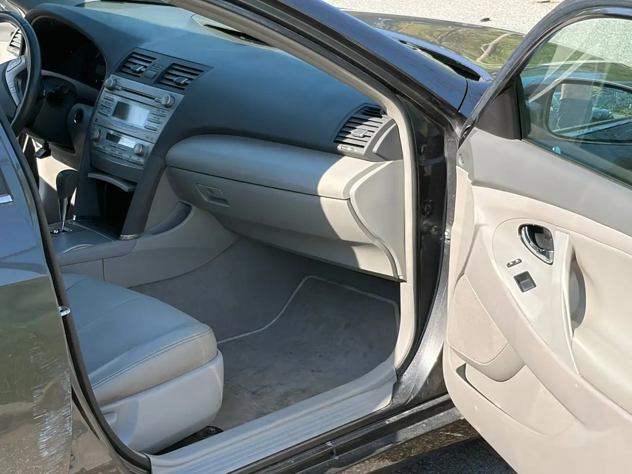 Toyota Camry снимка Toyota Camry