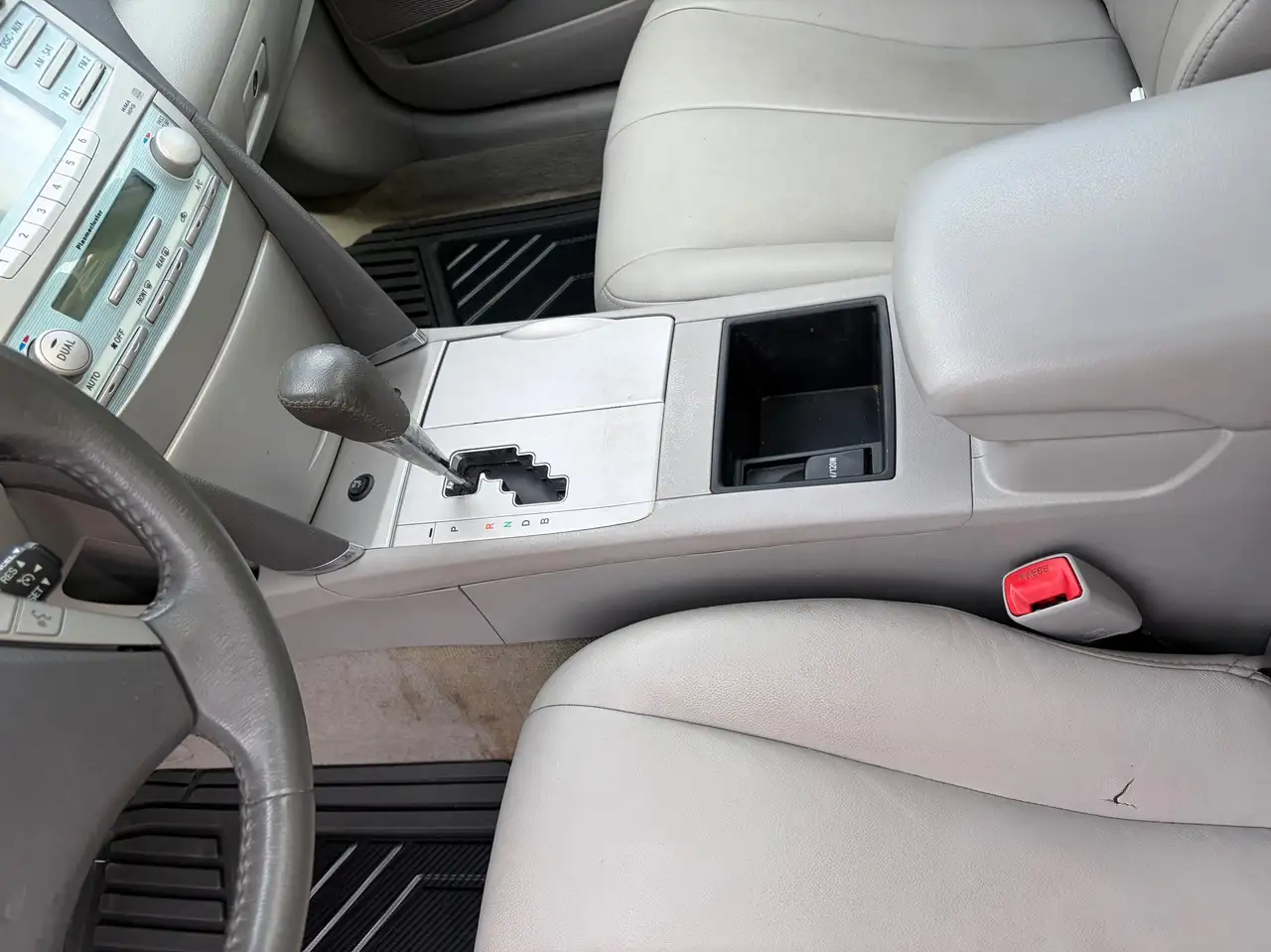 Toyota Camry снимка Toyota Camry