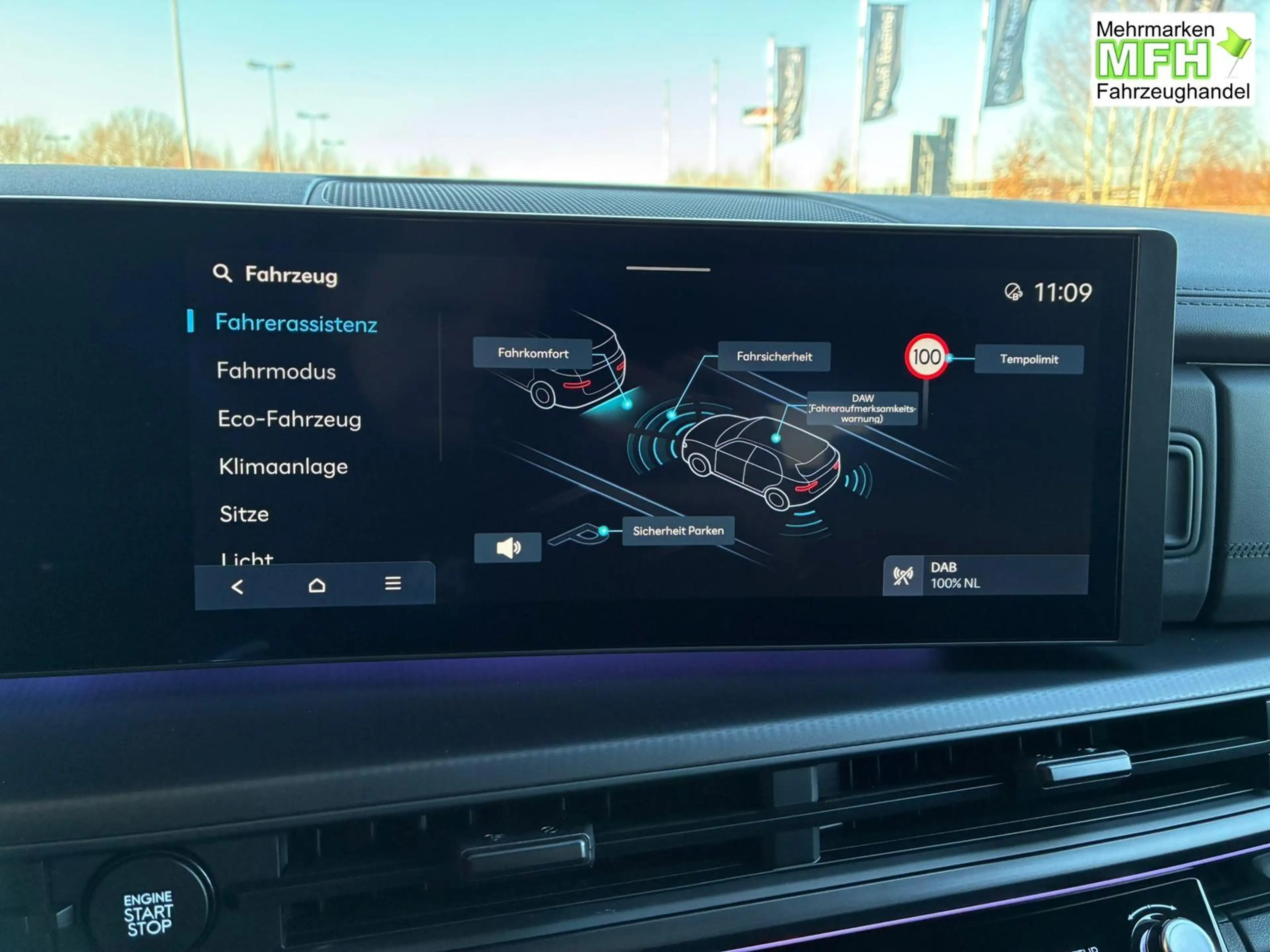 Hyundai SANTA FE PHEV Black Line 4WD 6-Sitzer / 4x Shz + Sitzbel... — photo 15