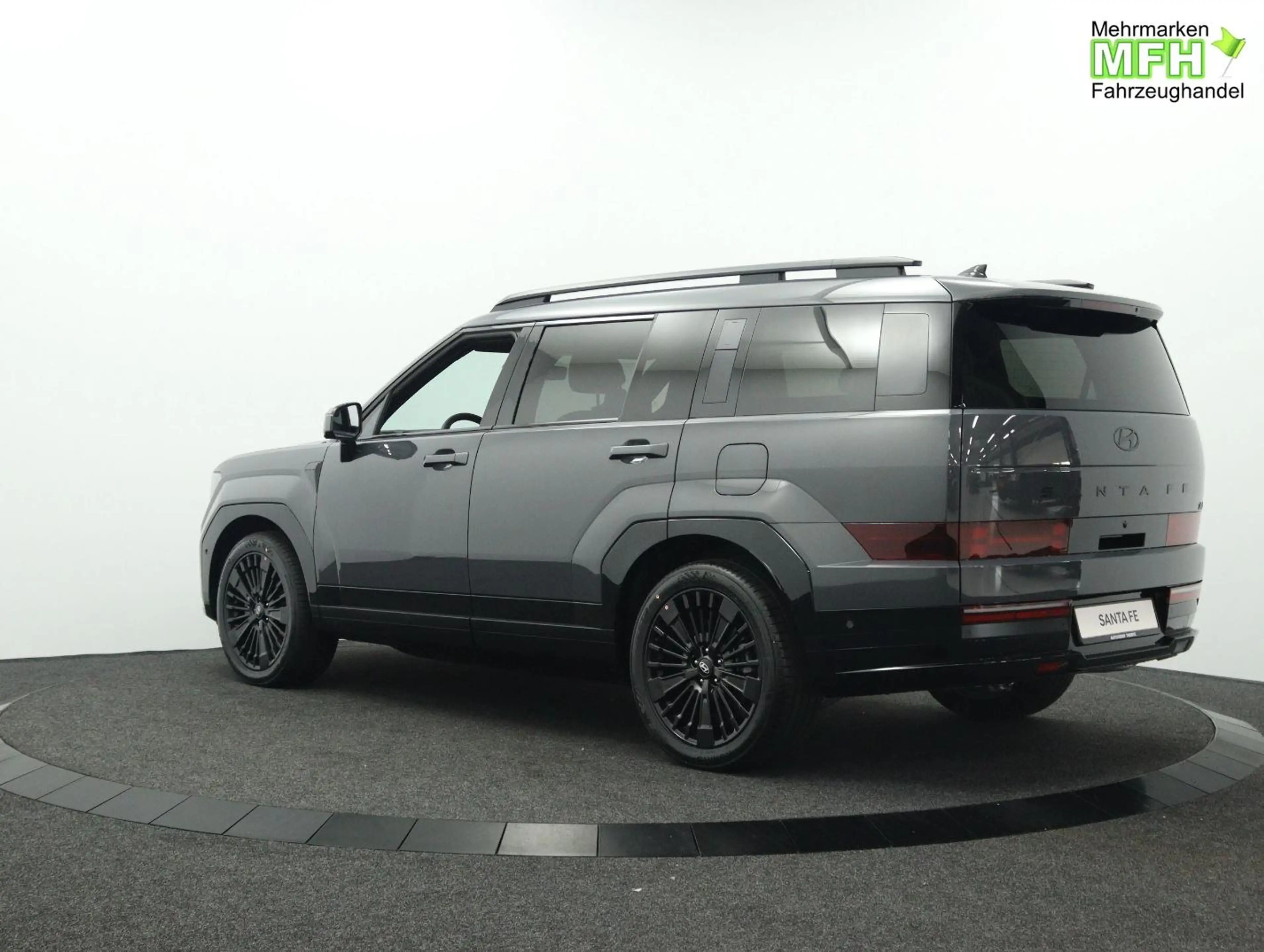 Hyundai SANTA FE PHEV Black Line 4WD 6-Sitzer / 4x Shz + Sitzbel... — photo 3