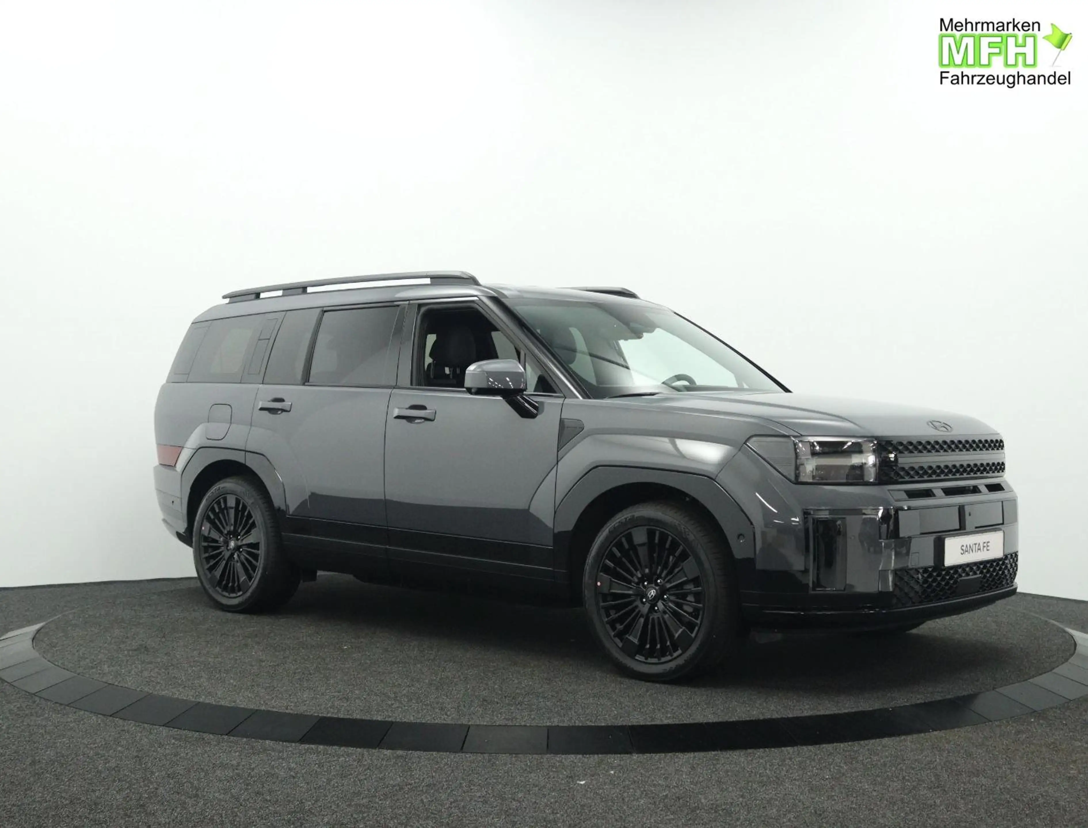 Hyundai SANTA FE PHEV Black Line 4WD 6-Sitzer / 4x Shz + Sitzbel... — photo 4