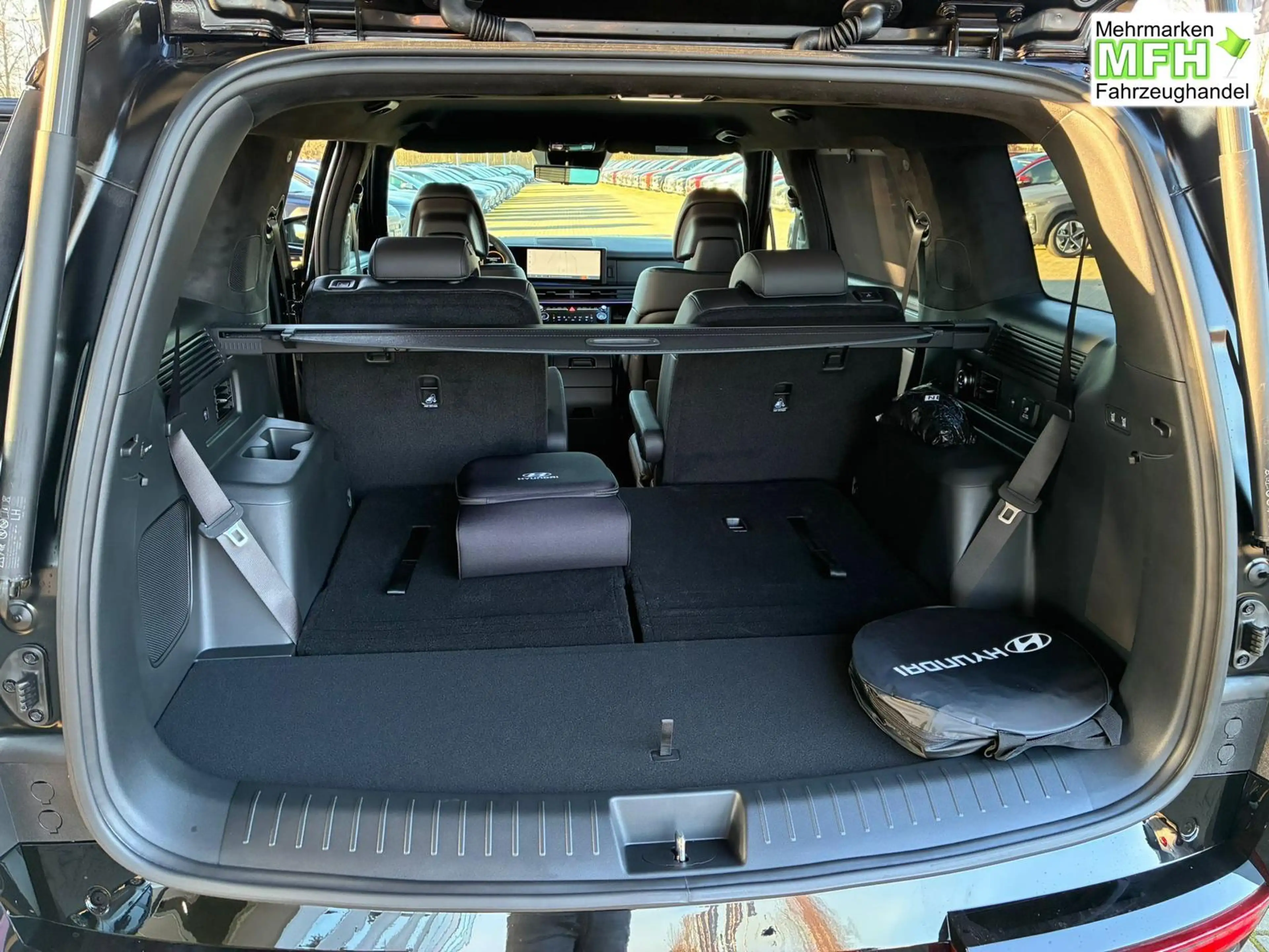 Hyundai SANTA FE PHEV Black Line 4WD 6-Sitzer / 4x Shz + Sitzbel... — photo 8