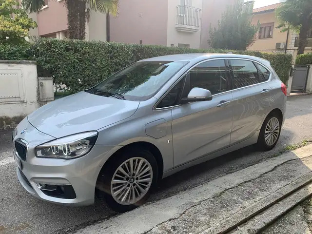 BMW 225 Serie 2 xe Drive iPerformance Luxury Navi Cruise