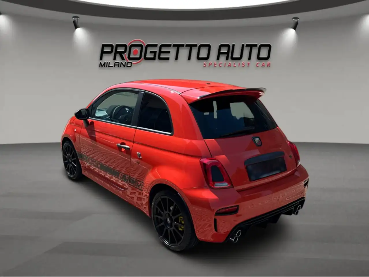 Abarth 695 2024