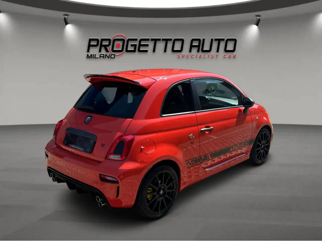 Abarth 695 2024