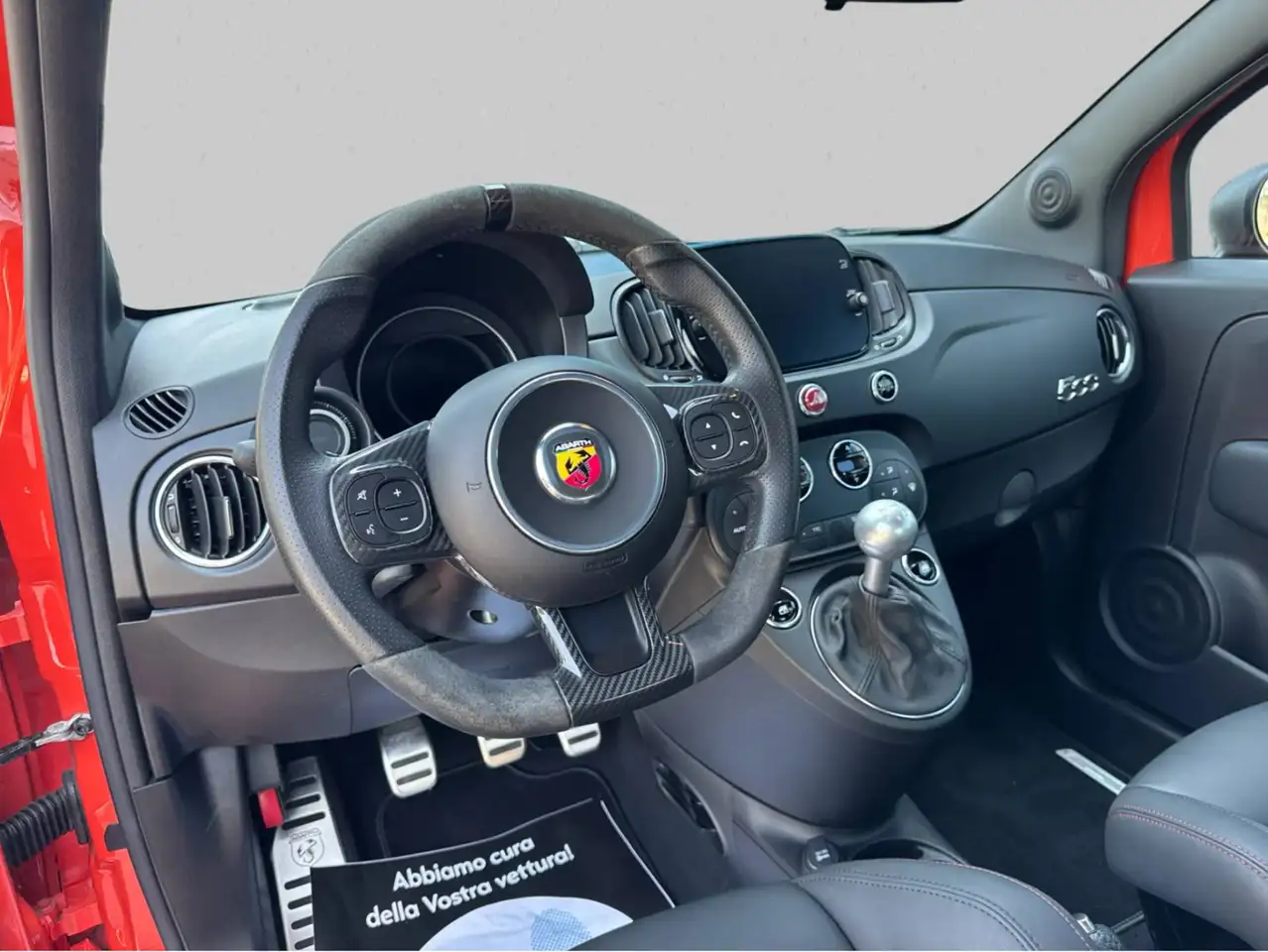 Abarth 695 2024 — фото 10