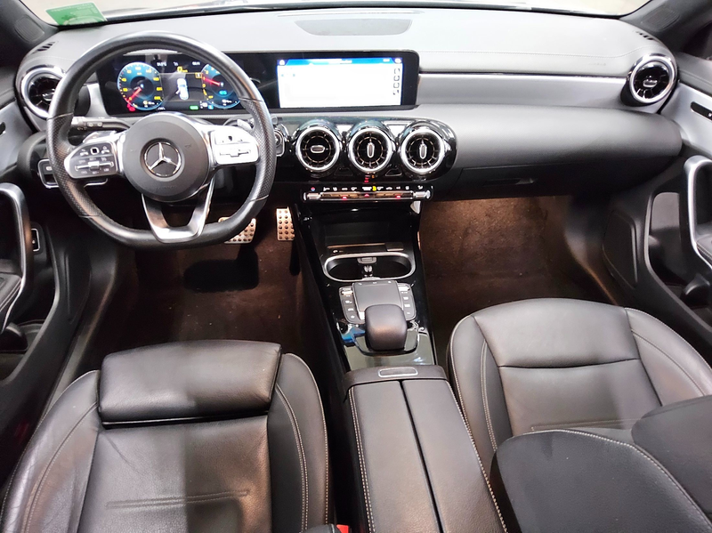 Mercedes-Benz CLA 250 Shooting Brake e AMG-Line Leder Navi LED — photo 5