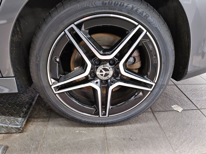 Mercedes-Benz CLA 250 Shooting Brake e AMG-Line Leder Navi LED — photo 11