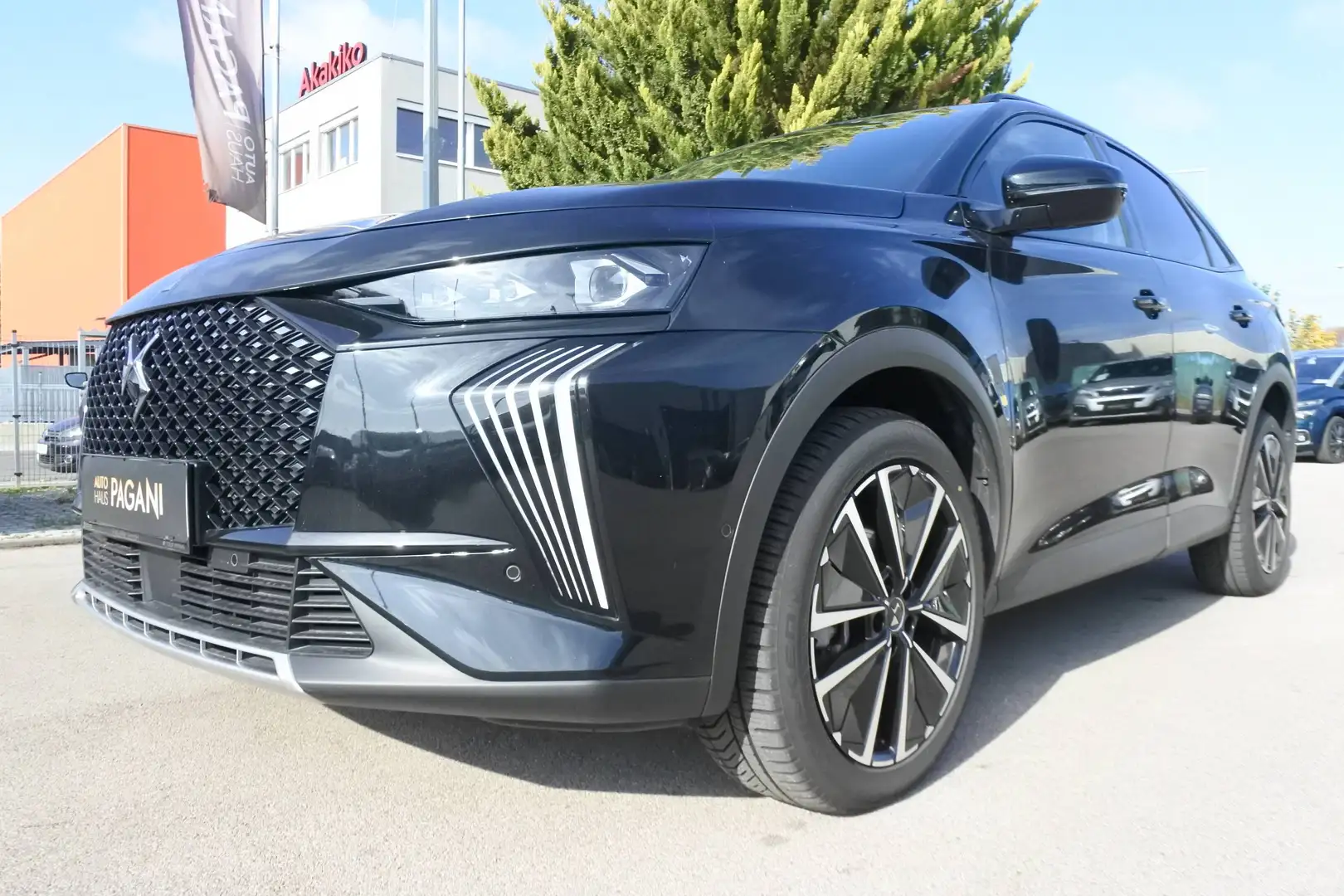 DS Automobiles DS 7 DS7 BlueHDi 130 EAT8 Schwarz - 1