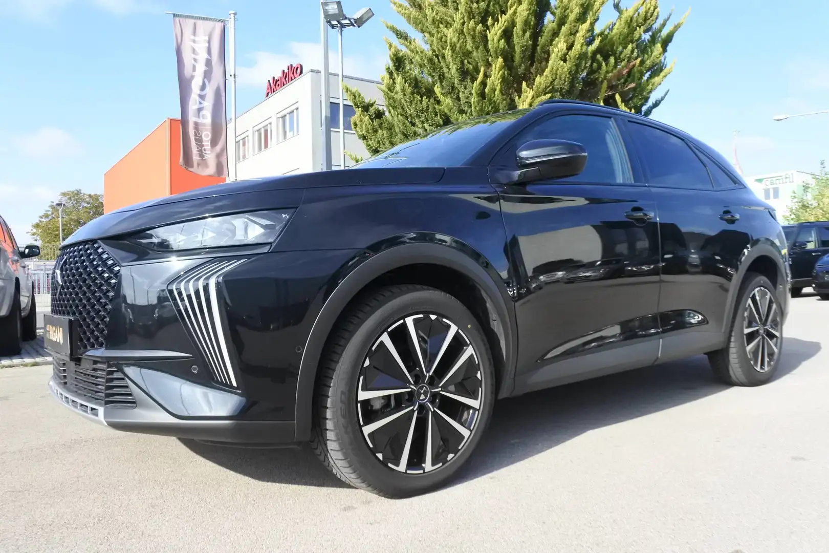 DS Automobiles DS 7 DS7 BlueHDi 130 EAT8 Schwarz - 2