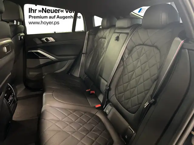 BMW X6 view 8