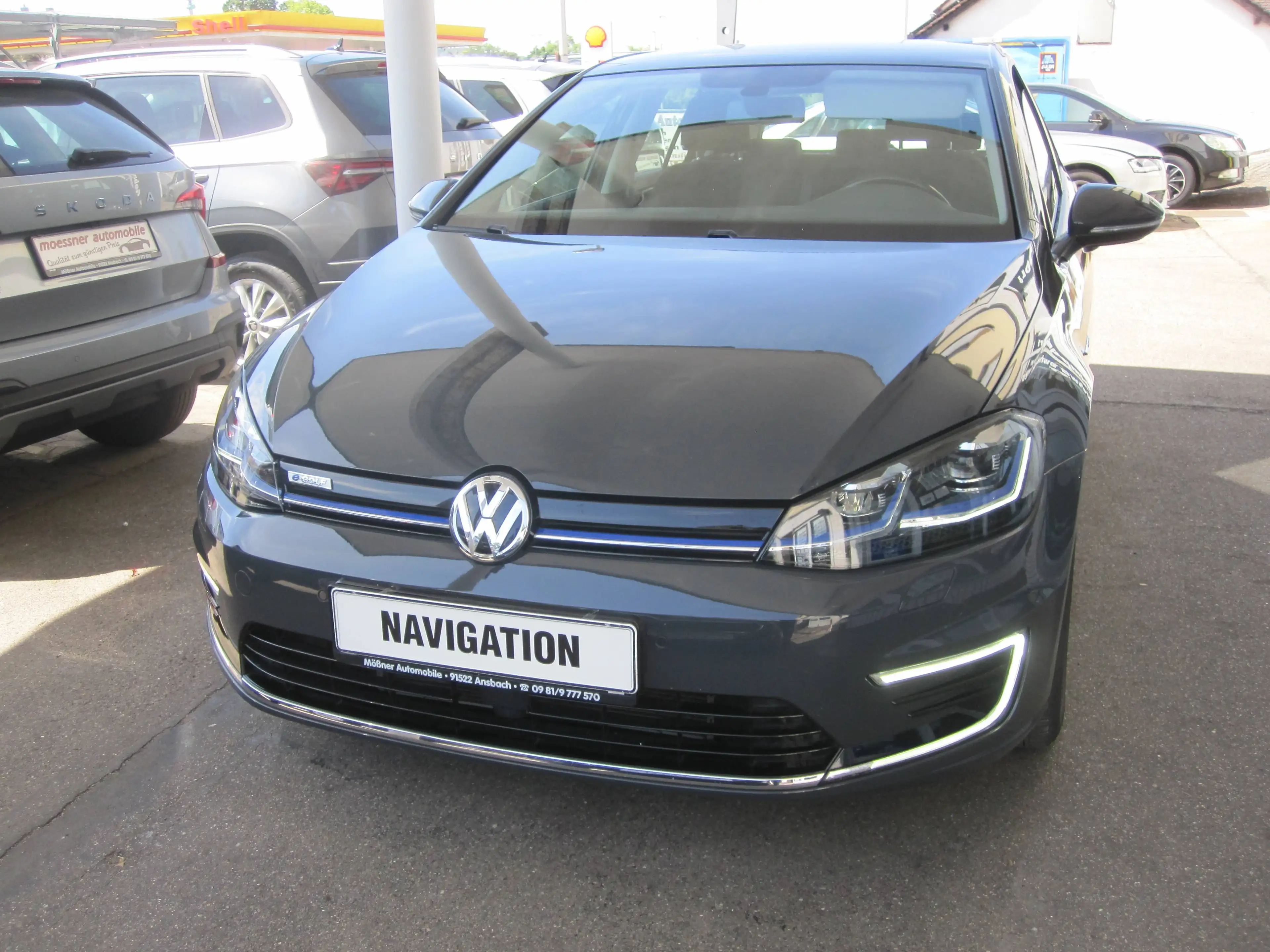 Volkswagen e-Golf Comf/Autom/Navi/LED/SitzH/PDC/behFrontscheibe/ALU — photo 7