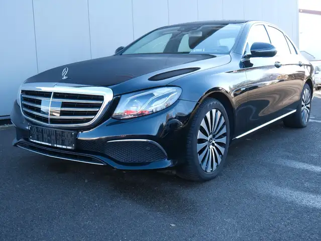 Mercedes-Benz E 350 e Lim. NAVI/LED/WIDESCREEN/DISTR