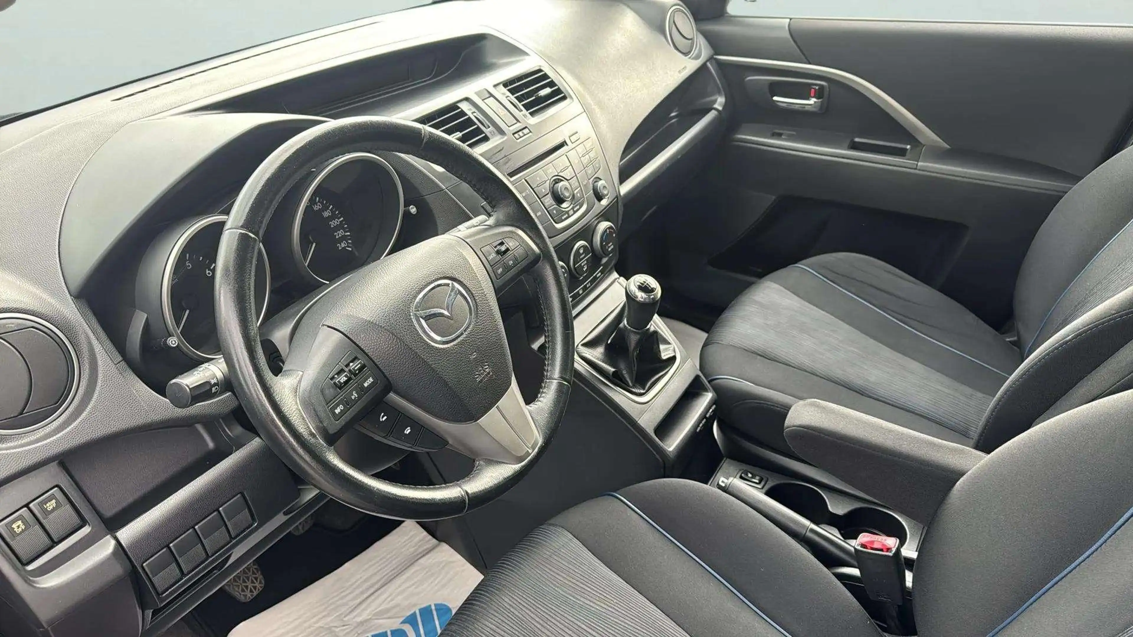 Mazda 5 Center-Line*SHZ*7.Sitze*1.Hand*HU/AU Neu*Temp.* — photo 9