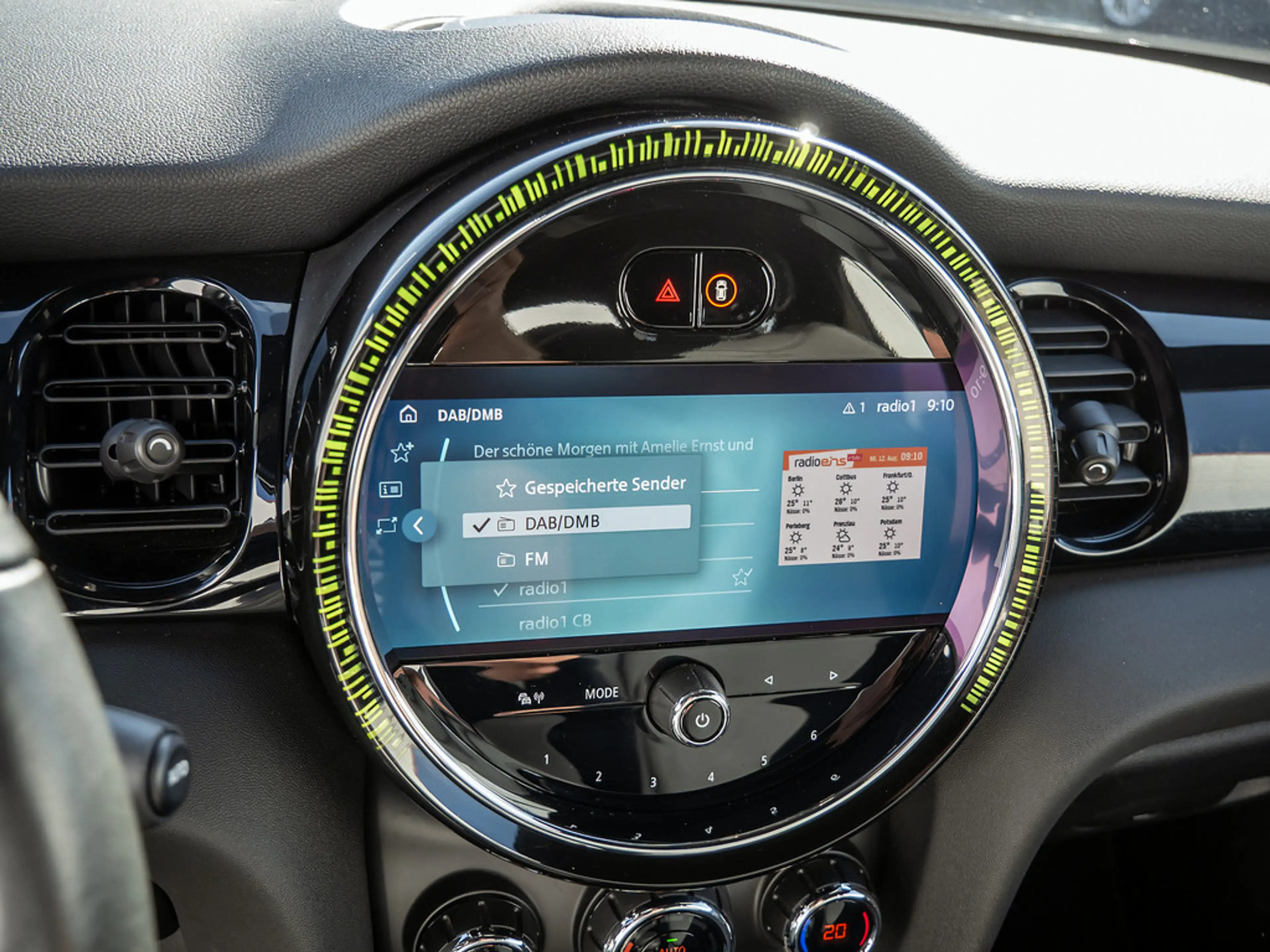 MINI Cooper Cabrio Classic Trim NAVI+KAMERA+KEYLES — photo 13