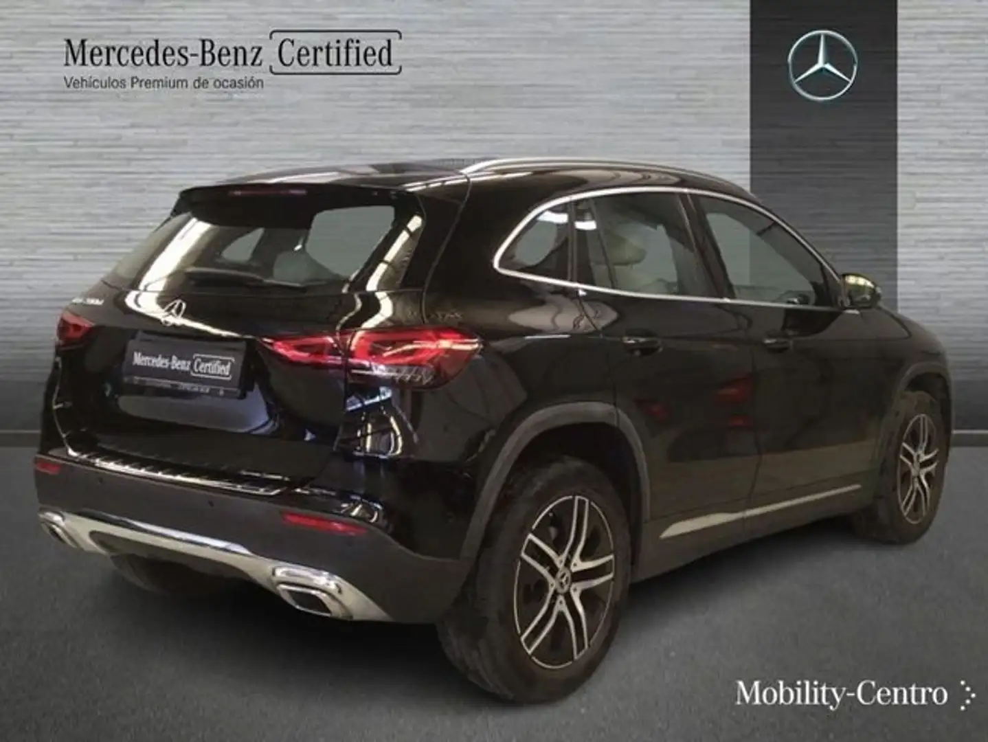 Mercedes-Benz GLA 200 D Negro - 2