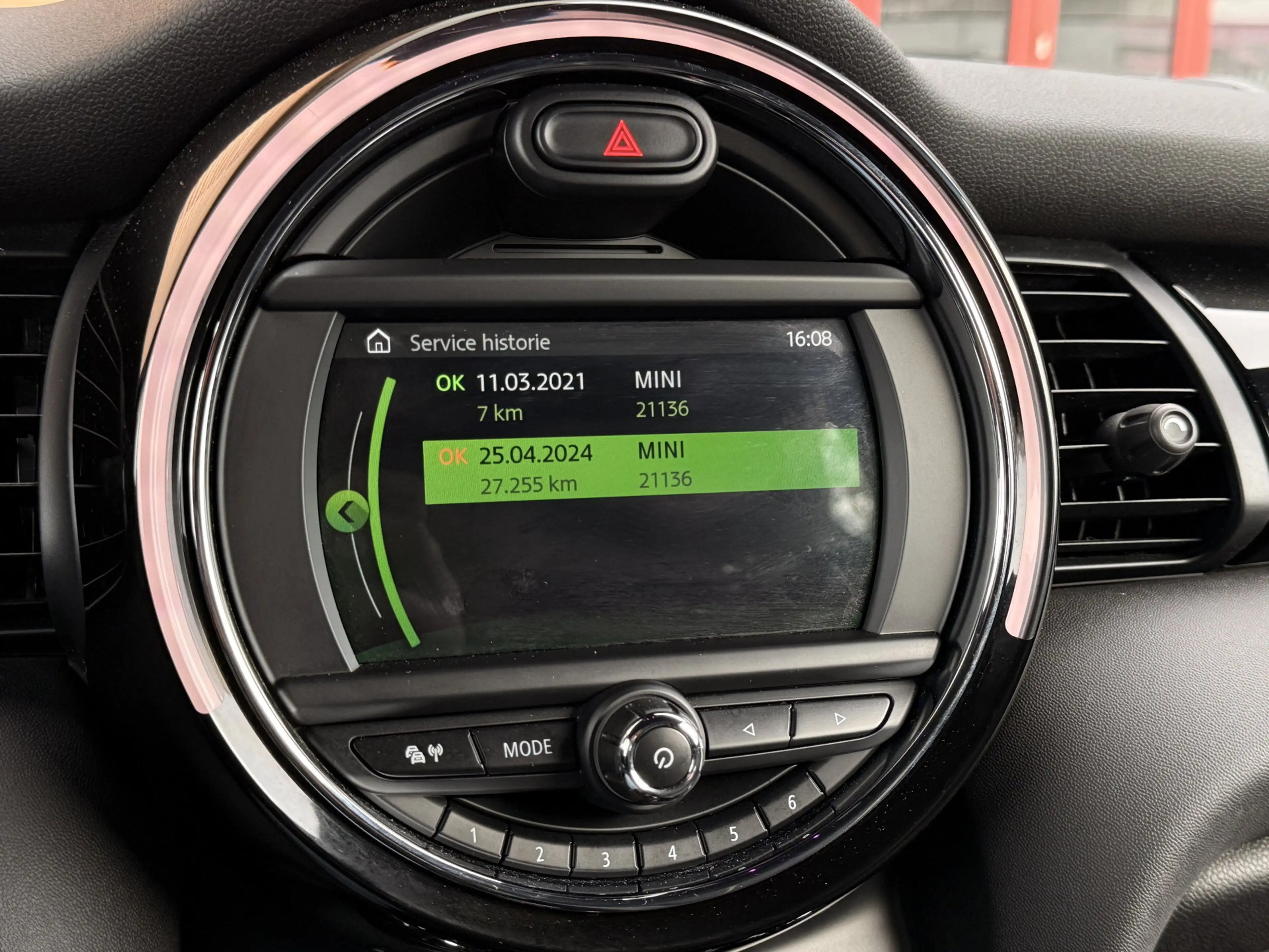 MINI Cooper Mini 1.5 Business Edition — photo 29