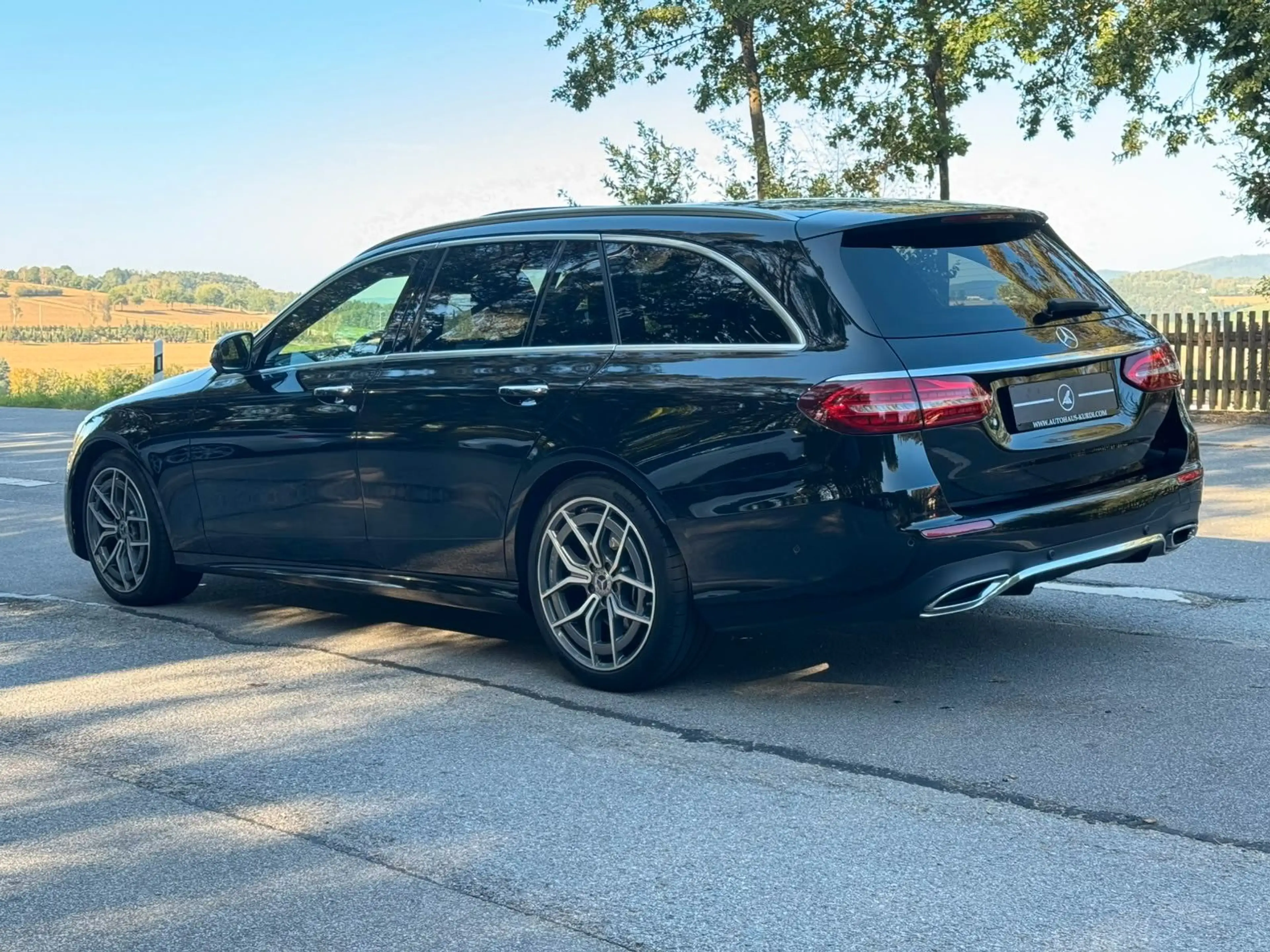 Mercedes-Benz E 400 E400d 4M AMG ACC BURMESTER 360 MEM MULTIBEAM AHK — photo 9