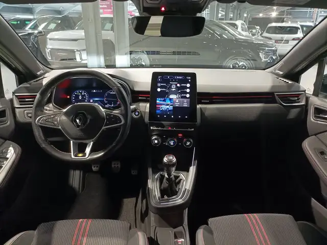Renault Clio view 9