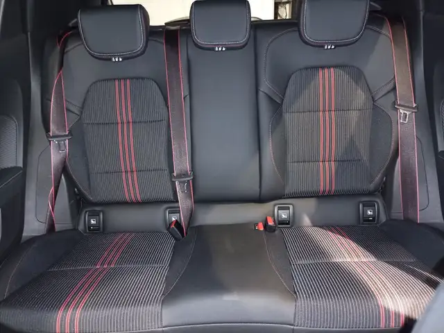 Renault Clio view 15