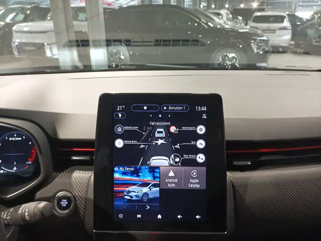Renault Clio view 11
