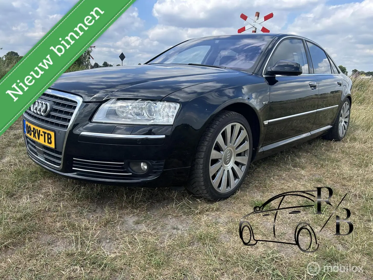 Audi A8 6.0 quattro Pro Line W12 ECHT EEN KANON MET VELE O Noir - 1
