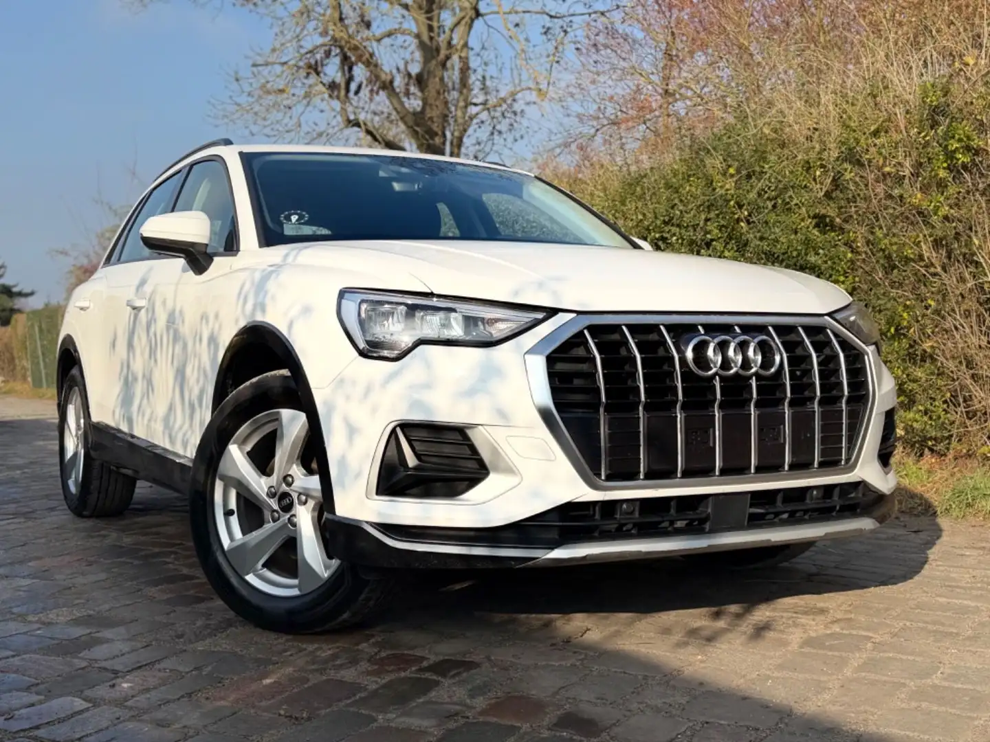 Audi Q3 35 TDI advanced*1ERH&ACC&LED* Weiß - 1
