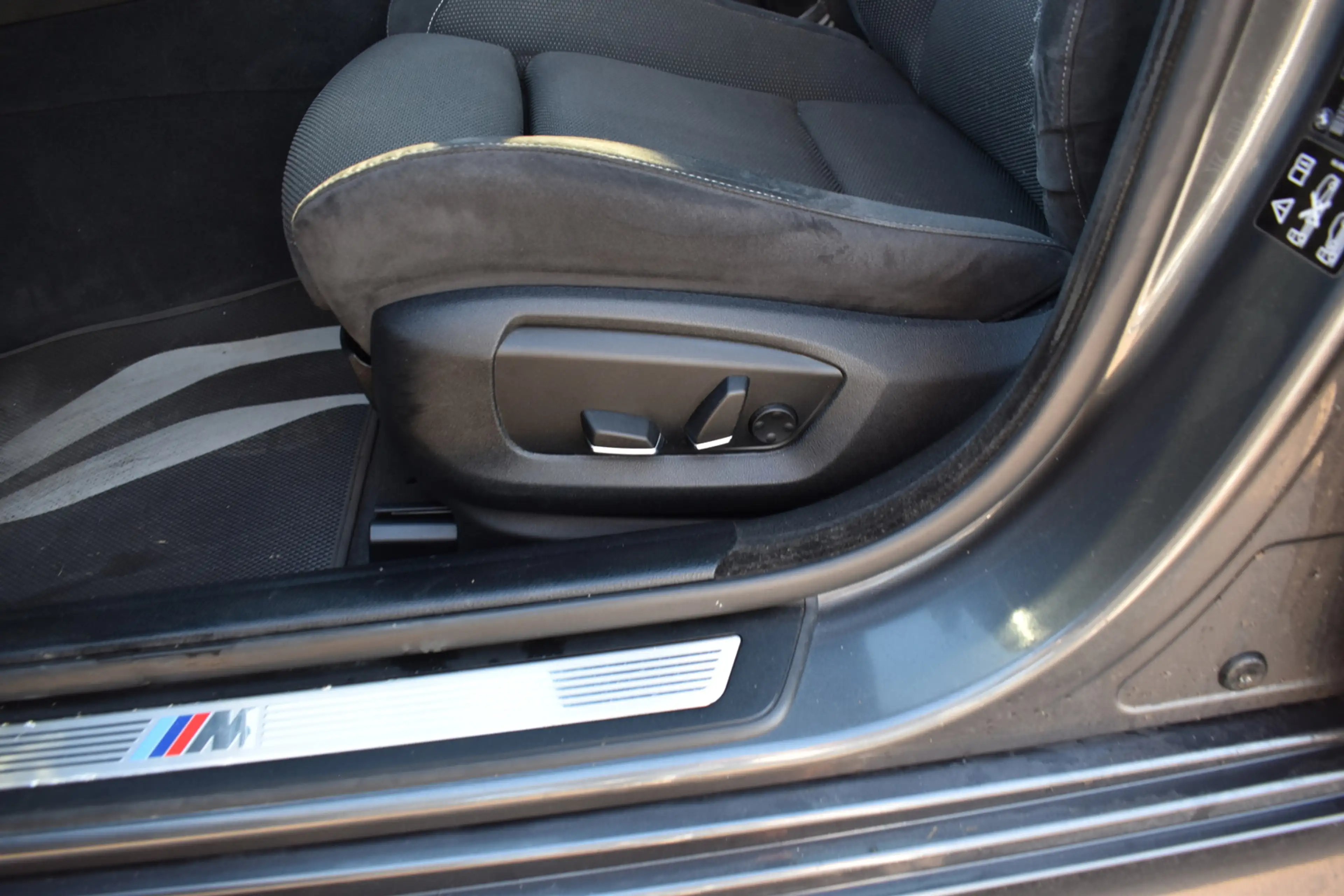 BMW 535 d xDrive |M-PAKET|ACC|AHK|PANO|HUD|BI-XENON|NAVI| — photo 9