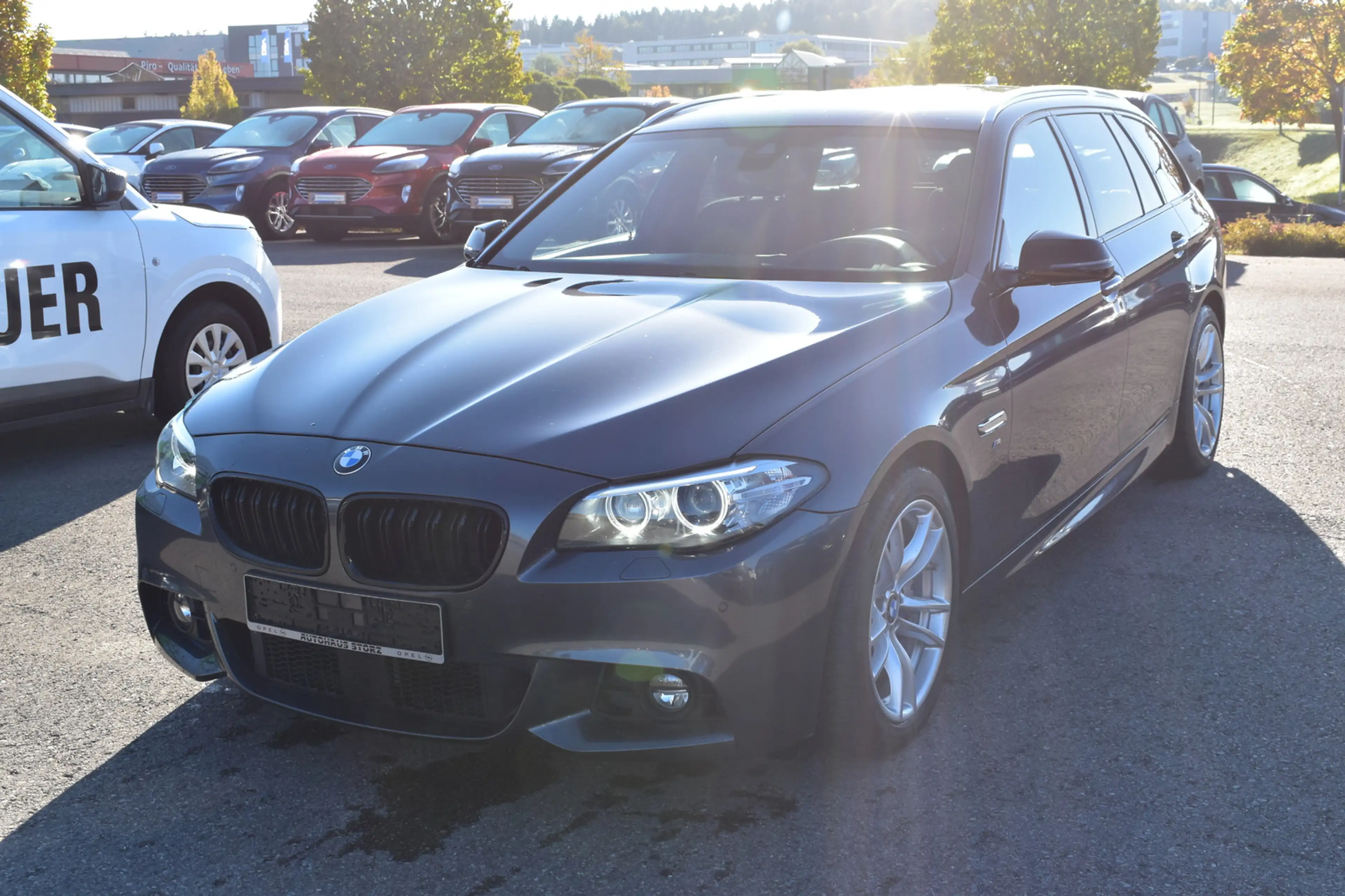 BMW 535 d xDrive |M-PAKET|ACC|AHK|PANO|HUD|BI-XENON|NAVI|