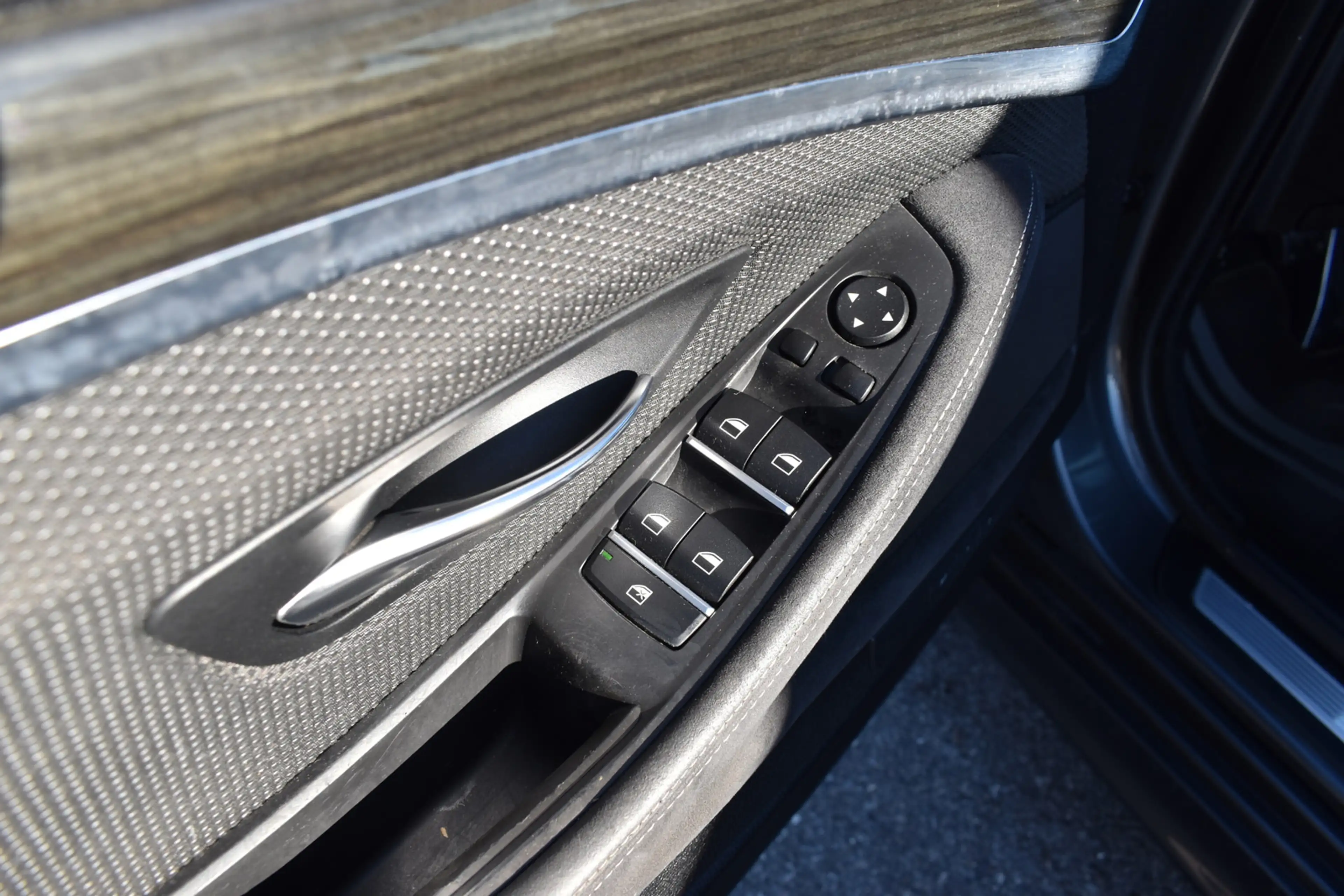BMW 535 d xDrive |M-PAKET|ACC|AHK|PANO|HUD|BI-XENON|NAVI| — photo 7