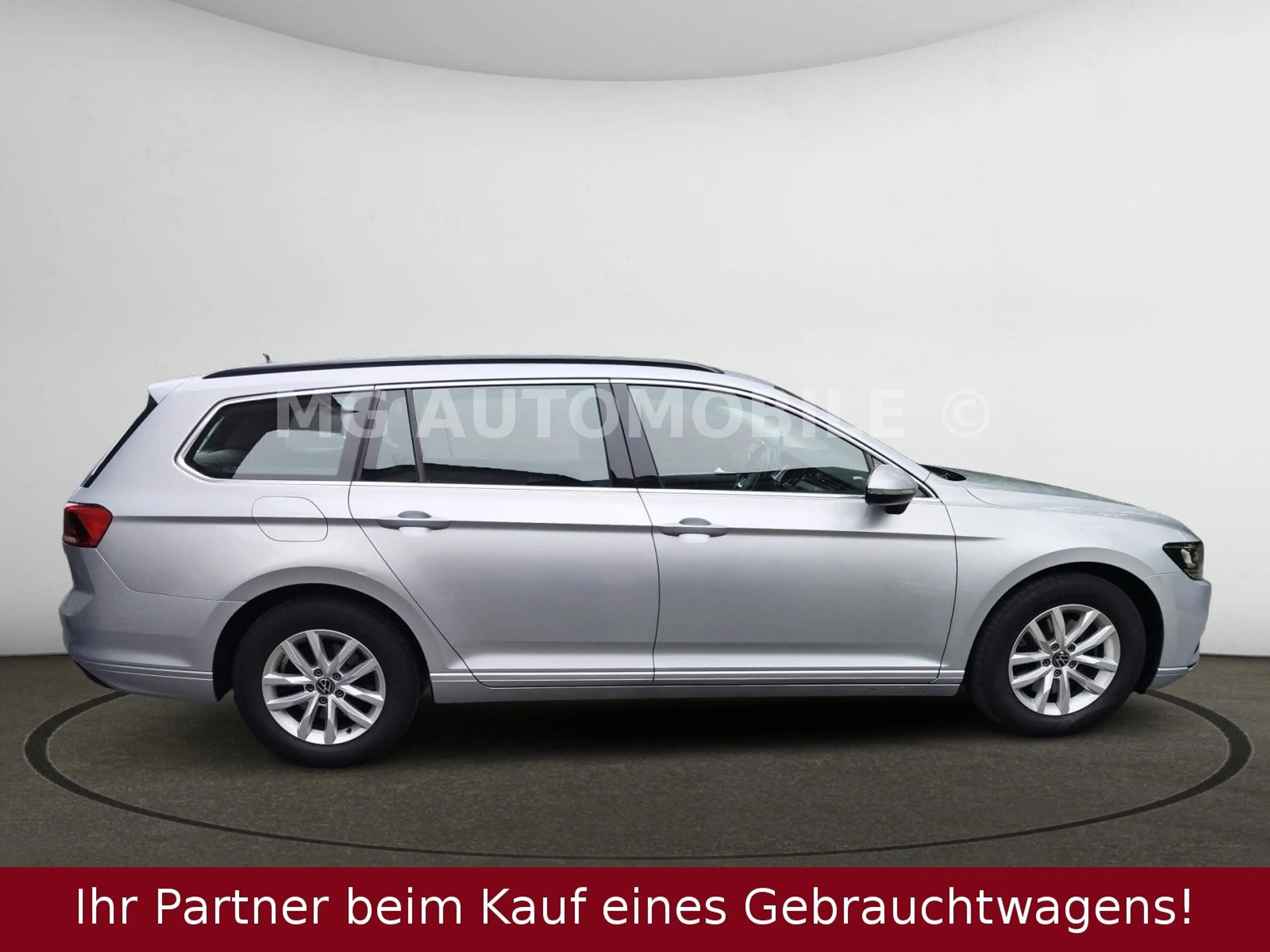 Volkswagen Passat Variant 2.0 TDI SCR DSG Business 1.Hd AHK — photo 5