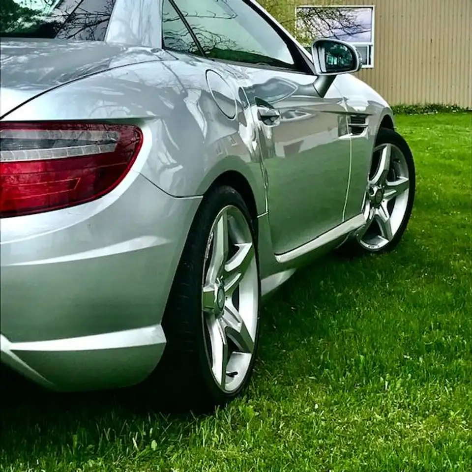 Mercedes-Benz SLK снимка Mercedes-Benz SLK