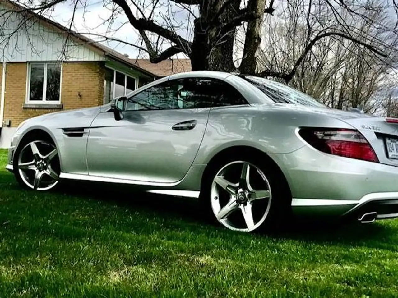Mercedes-Benz SLK снимка Mercedes-Benz SLK