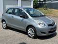 Toyota Yaris 1.0 COOL/1.HAND/8xBEREIFUNG/TÜV-NEU! Silber - thumbnail 2