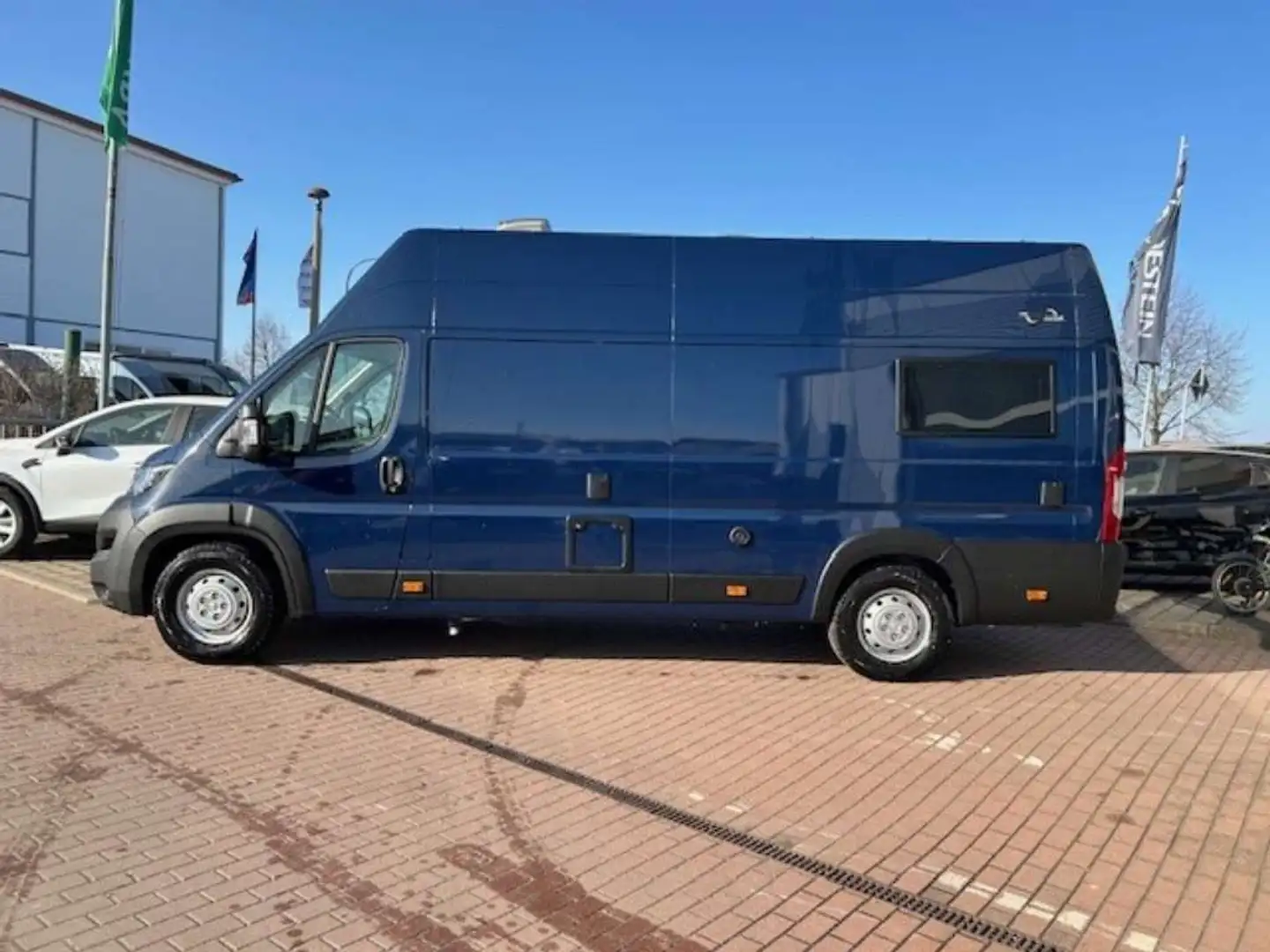 Sonstige Marken Megamobil Mega Lounge 640 Hubbatt Peugeot Blau - 2